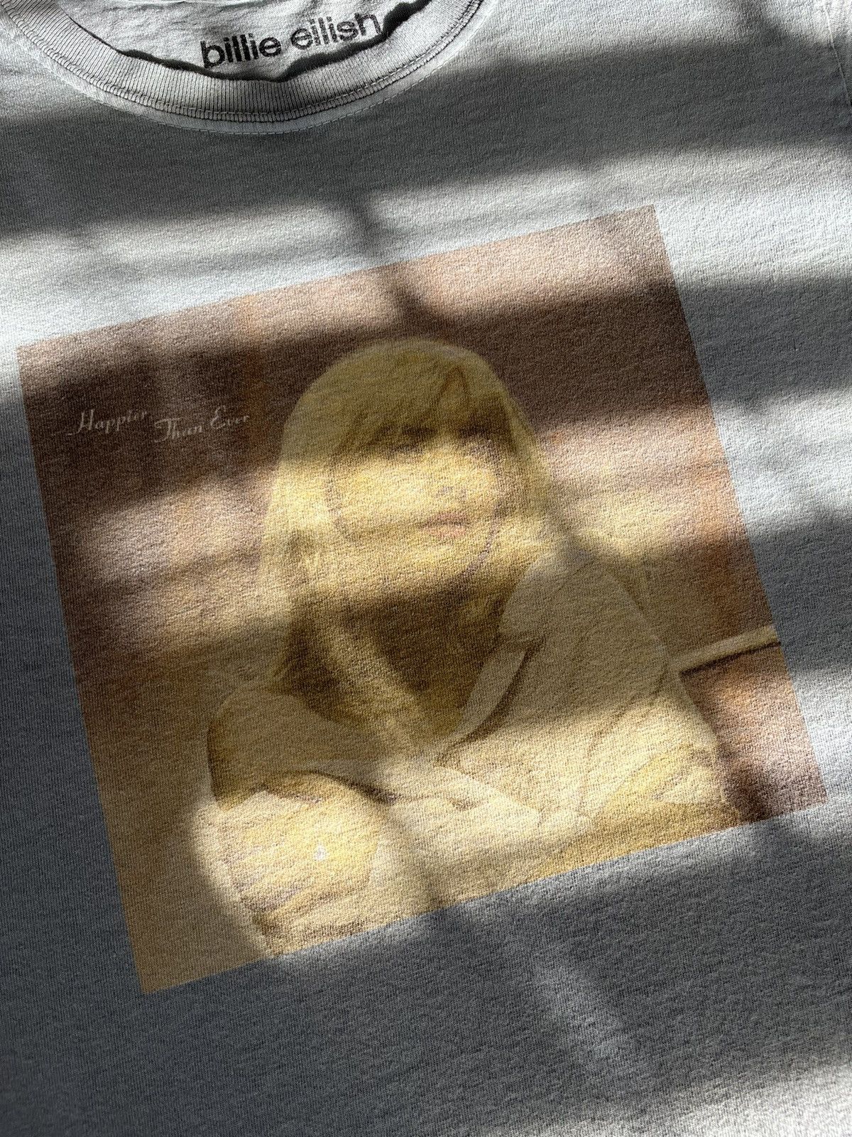 Rap Tees © 2021 Billie Eilish “Happier Than Ever” Graphic T-Shirt Size US S / EU 44-46 / 1 - 3 Thumbnail
