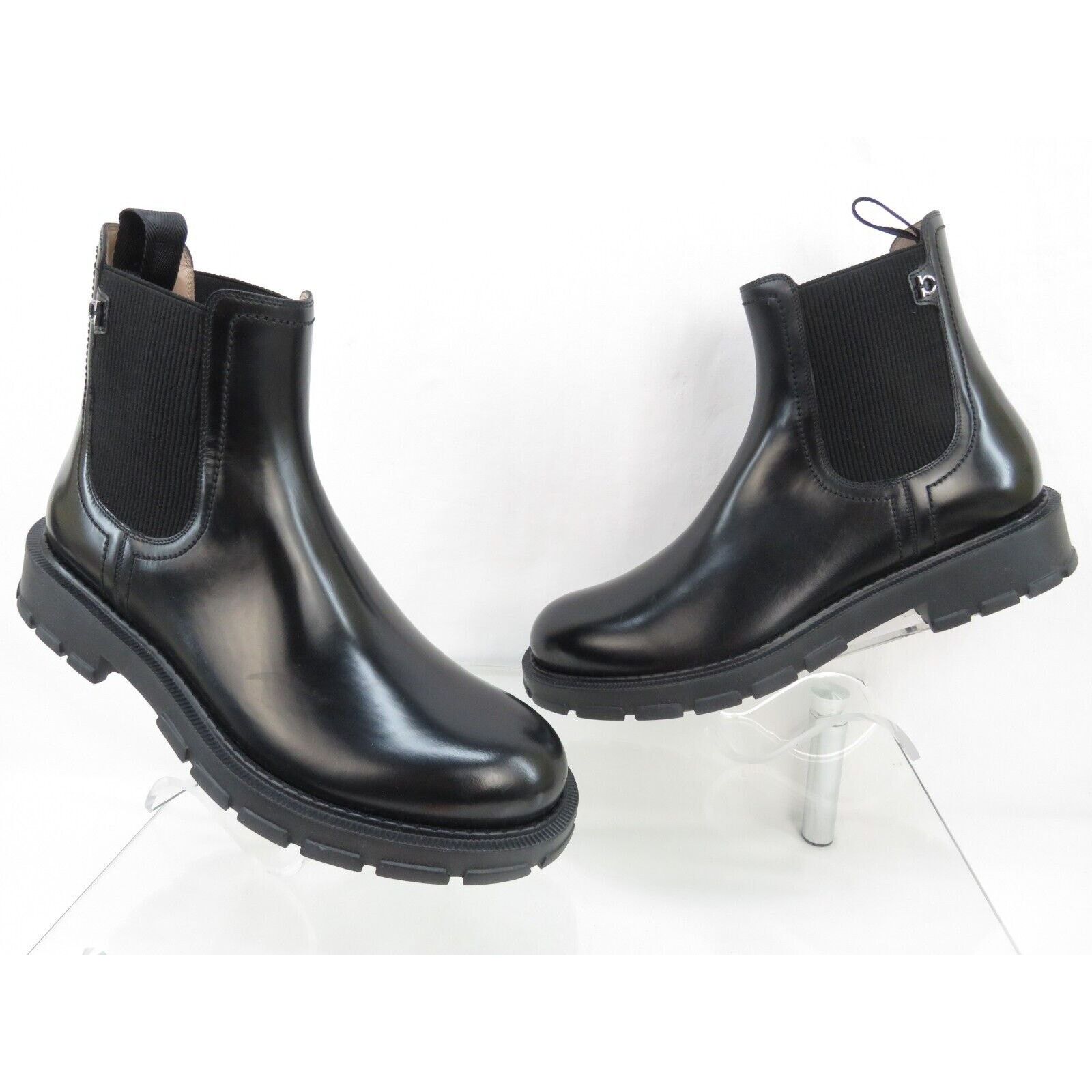 Salvatore Ferragamo IAGO BLACK LEATHER GANCINI PULL CHELSEA ANKLE BOOTS 10 E Size US 10 / EU 43 - 10 Thumbnail