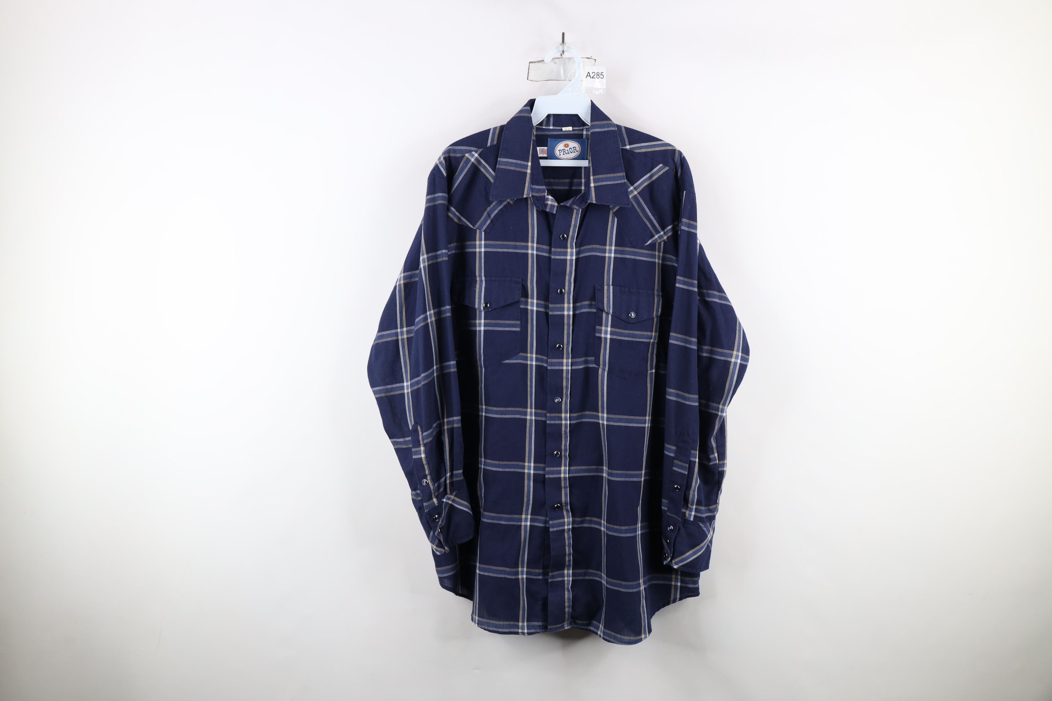 Vintage Vintage 70s Streetwear Thin Western Cowboy Button Shirt USA Size US M / EU 48-50 / 2 - 1 Thumbnail