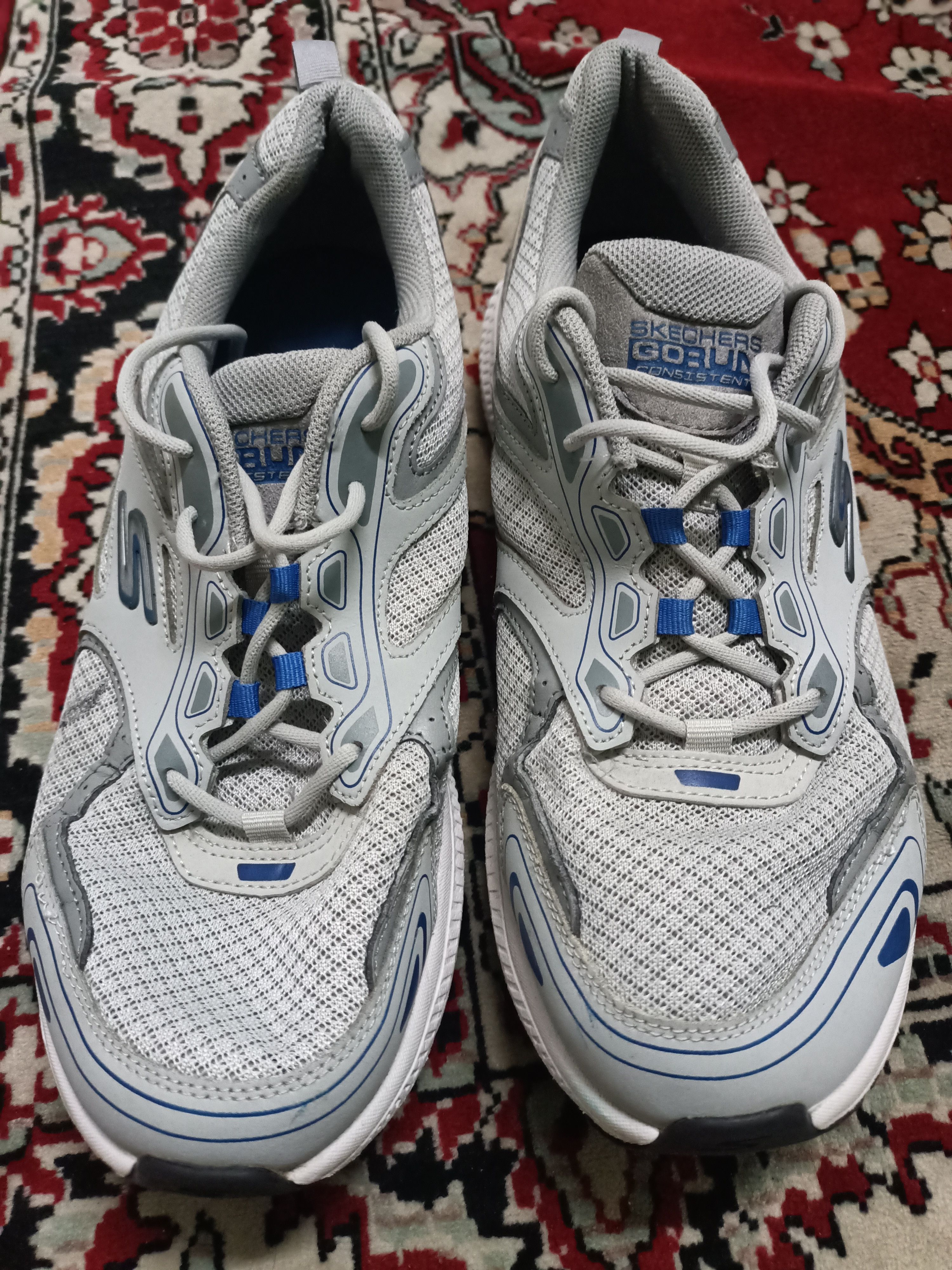 SKECHERS Skechers gorun Size US 9.5 / EU 42-43 - 1 Thumbnail