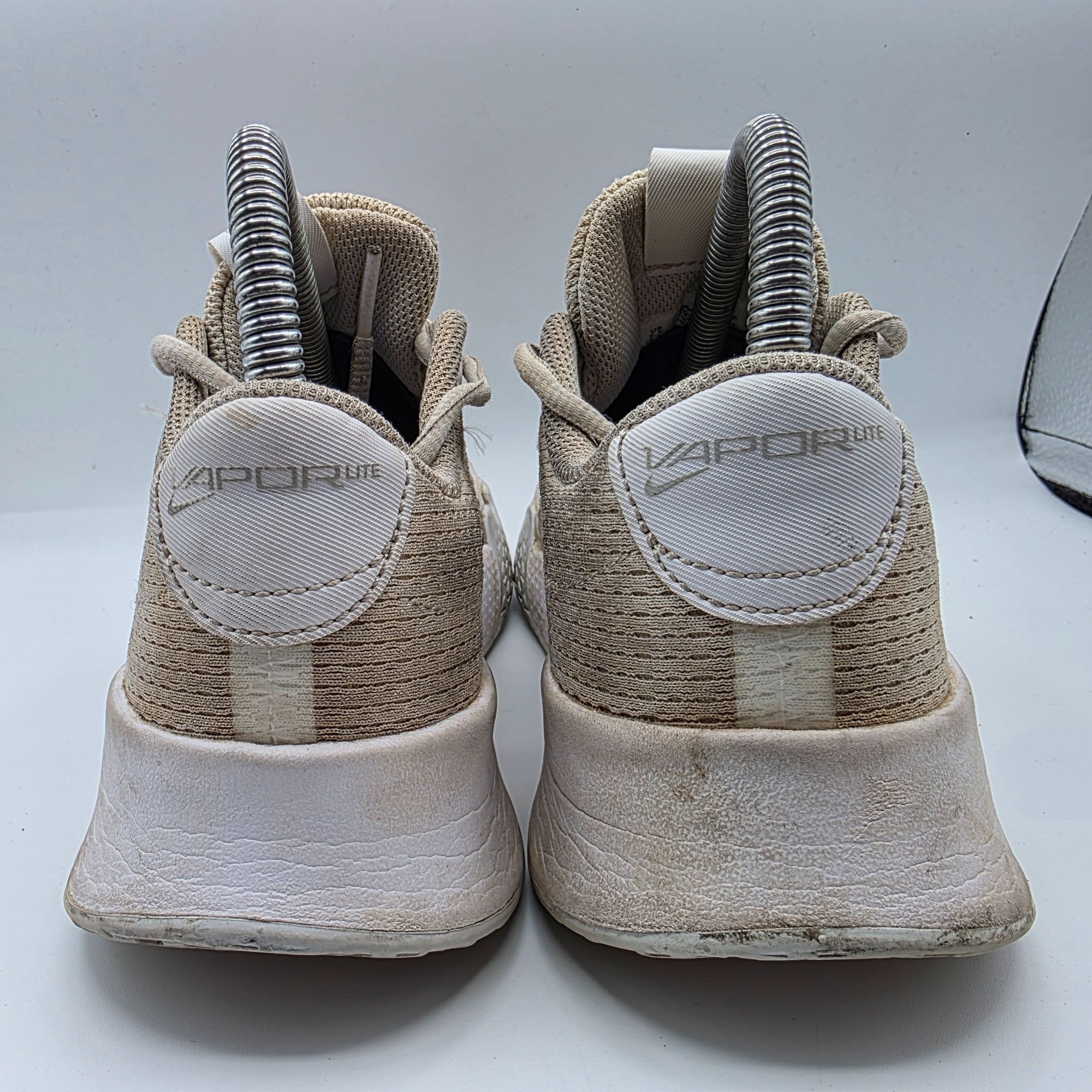Nike NikeCourt Vapor Lite 2 HC Womens Size 7.5 White Metallic Sil Size US 7.5 / EU 40-41 - 5 Thumbnail