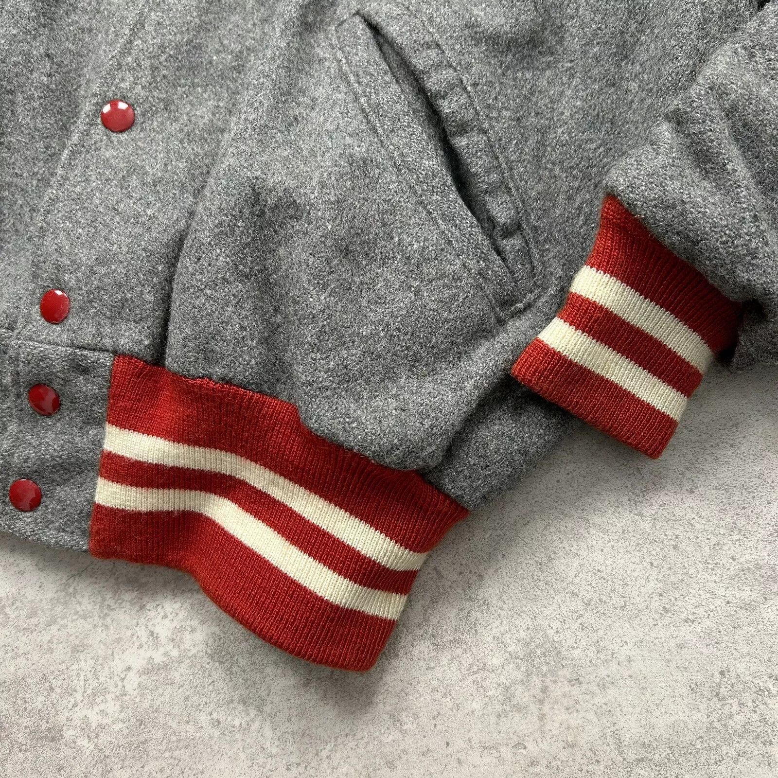 MLB × Vintage CINCINNATI REDS DELONG WOOL JACKET DUGOUT SIZE 42 Size US M / EU 48-50 / 2 - 5 Thumbnail