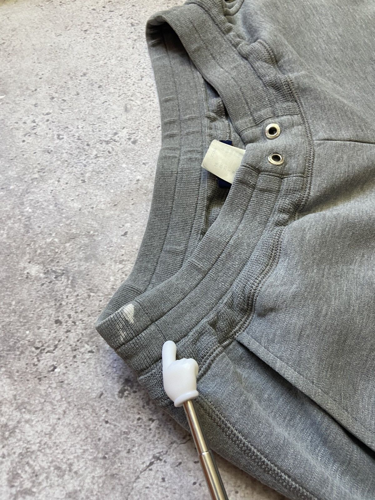 Louis Vuitton Louis Vuitton jogger sweatpants Size US 33 - 10 Thumbnail