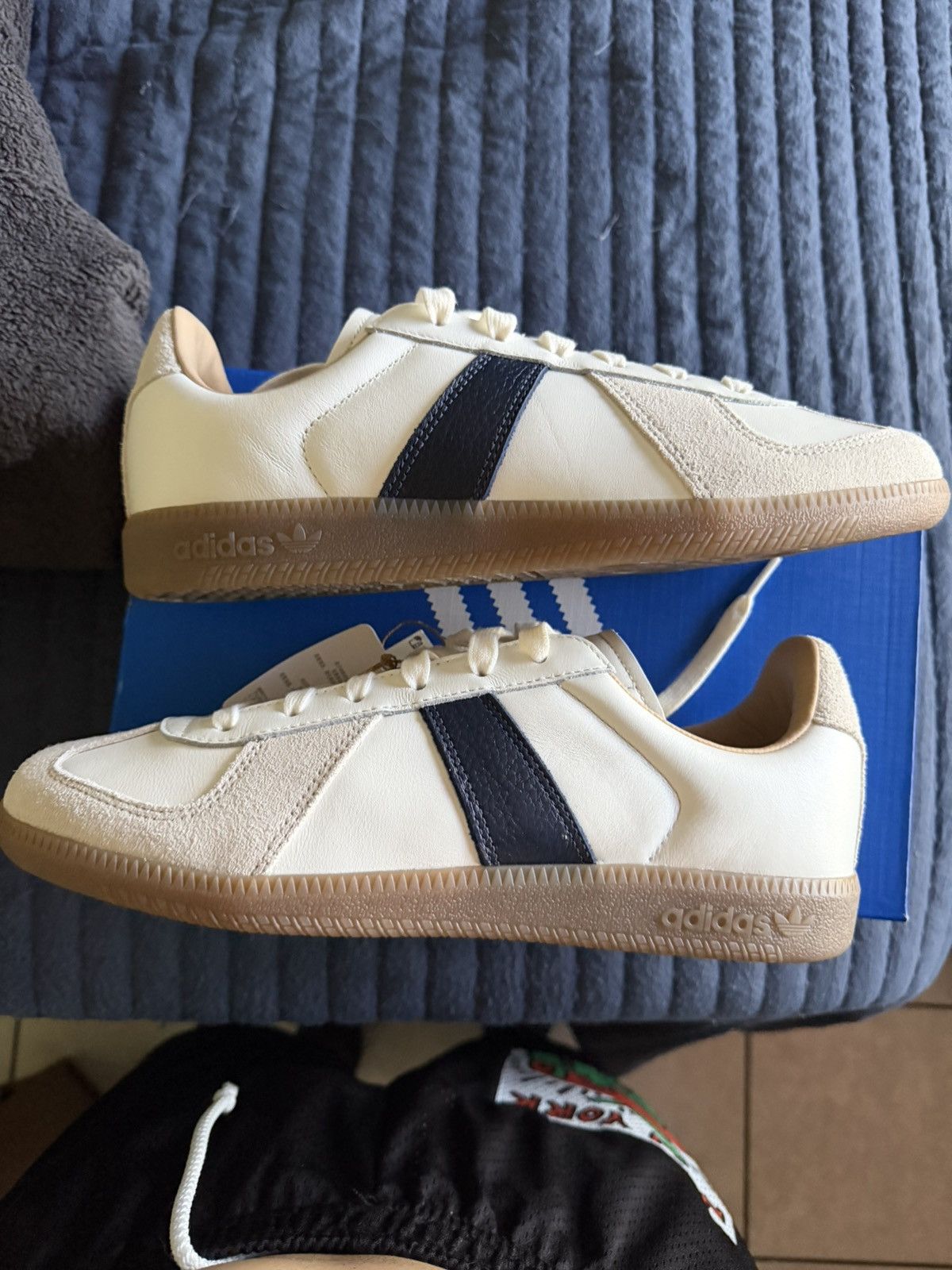 Adidas Adidas BW army shoes Size US 9 / EU 42 - 8 Thumbnail