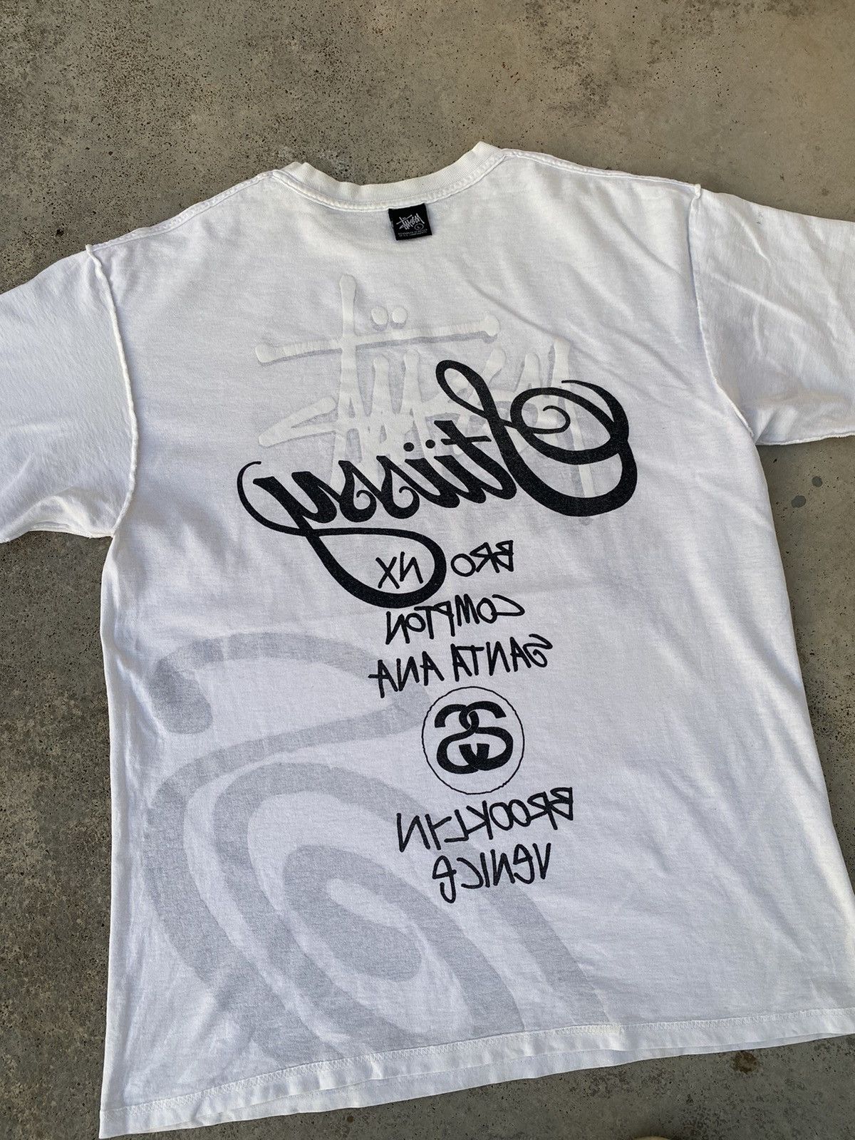 Stussy Vintage Y2K Stussy Tour Reversible Crazy Graphic Tee Size US L / EU 52-54 / 3 - 7 Thumbnail