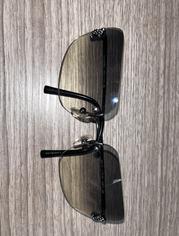 Chanel Chanel Sunglasses 4017-D Rhinestone Logo Rimless Vintage Size ONE SIZE - 1 Thumbnail
