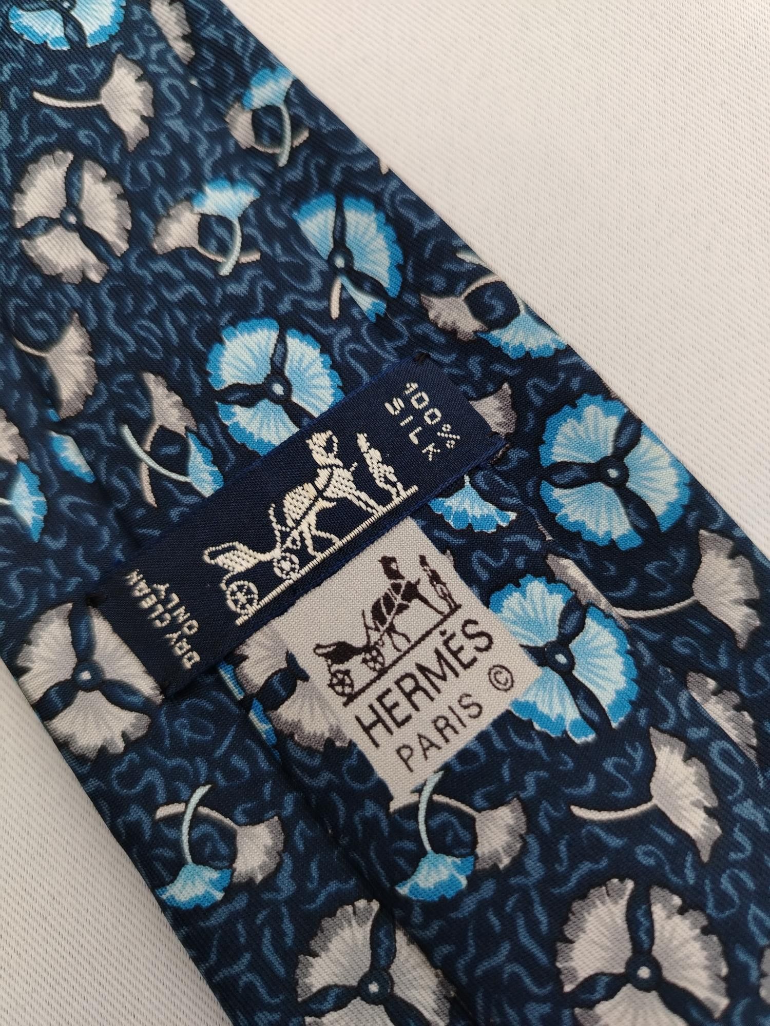 Hermes Hermes Paris 7518 IA Silk Necktie Floral Pattern Men Tie Size ONE SIZE - 6 Thumbnail