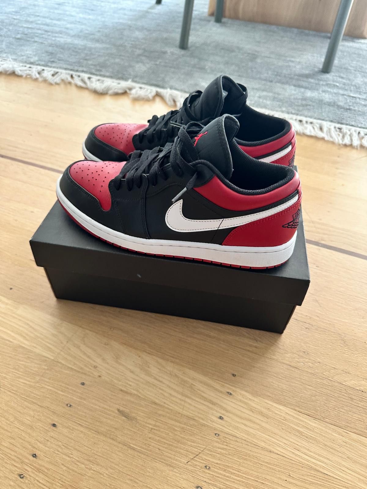 Nike Jordan 1 Low Alternate Bred Toe – Size 10 – Barely Used Size US 10 / EU 43 - 8 Thumbnail