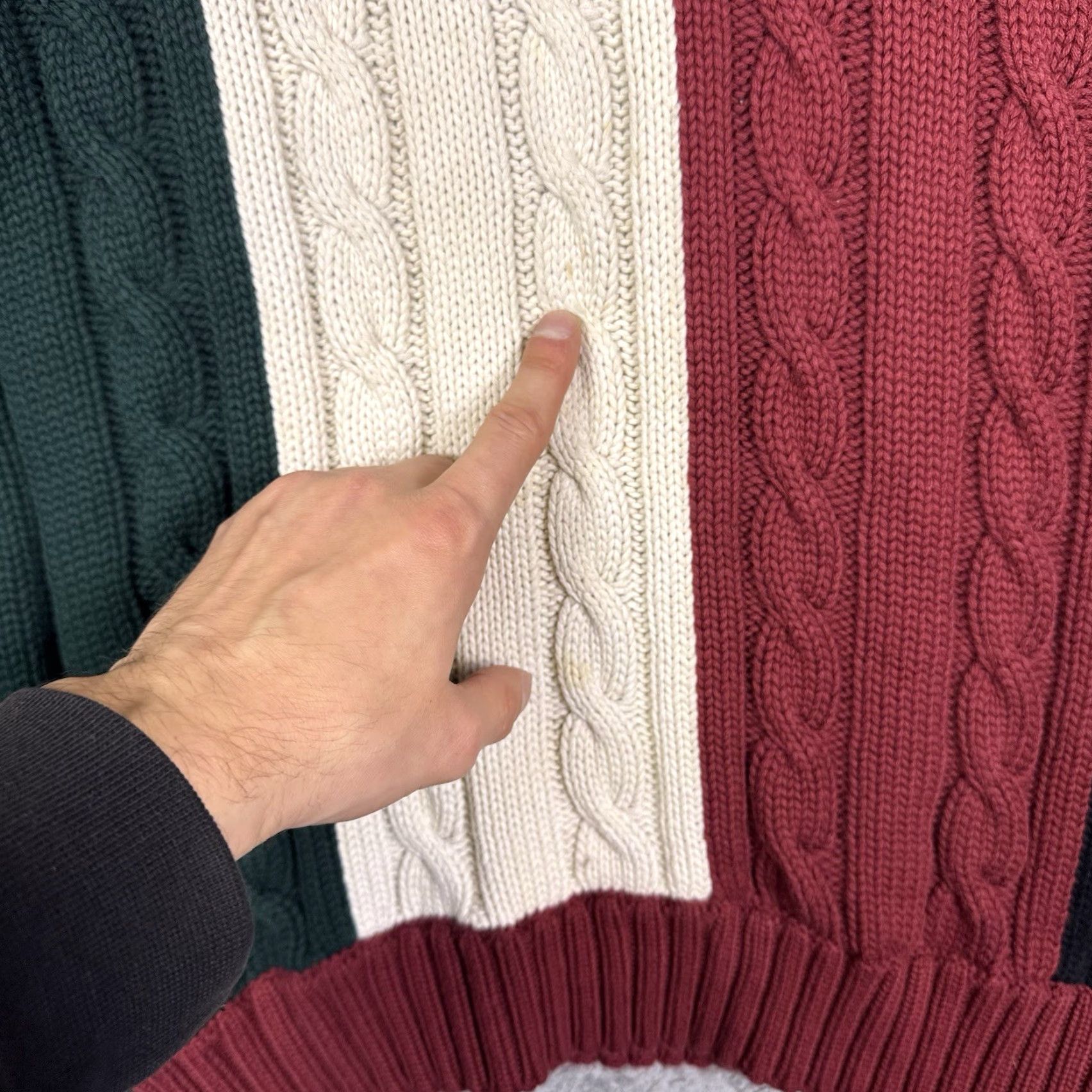 Tommy Hilfiger VINTAGE Tommy Hilfiger Cable Knit Sweater Mens XL Crest Rugby Stripe Pullover Knit Vtg Size US XL / EU 56 / 4 - 6 Thumbnail