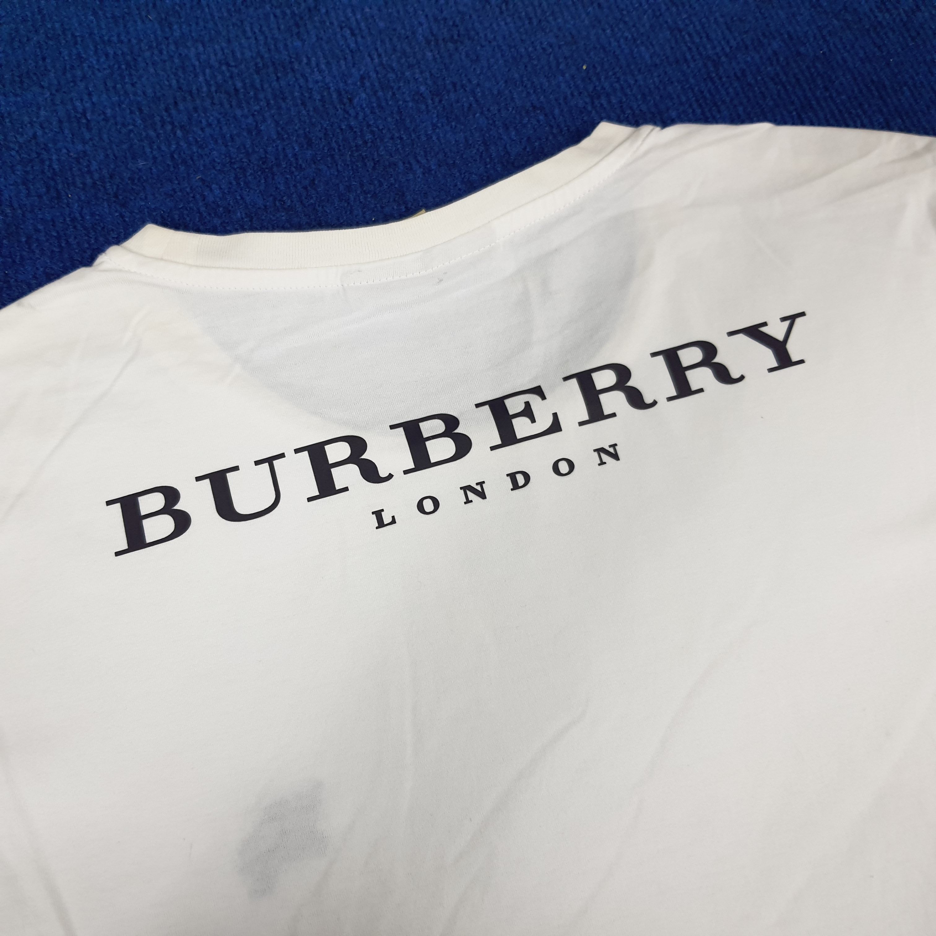 Burberry × Vintage Vintage Burberry London Custom Logo T-shirt Size US M / EU 48-50 / 2 - 2 Thumbnail