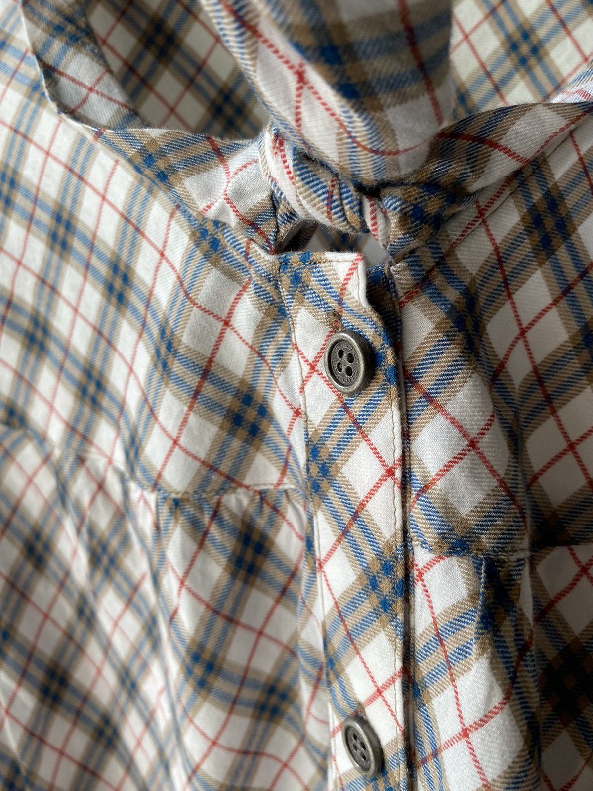 Burberry classic blouse