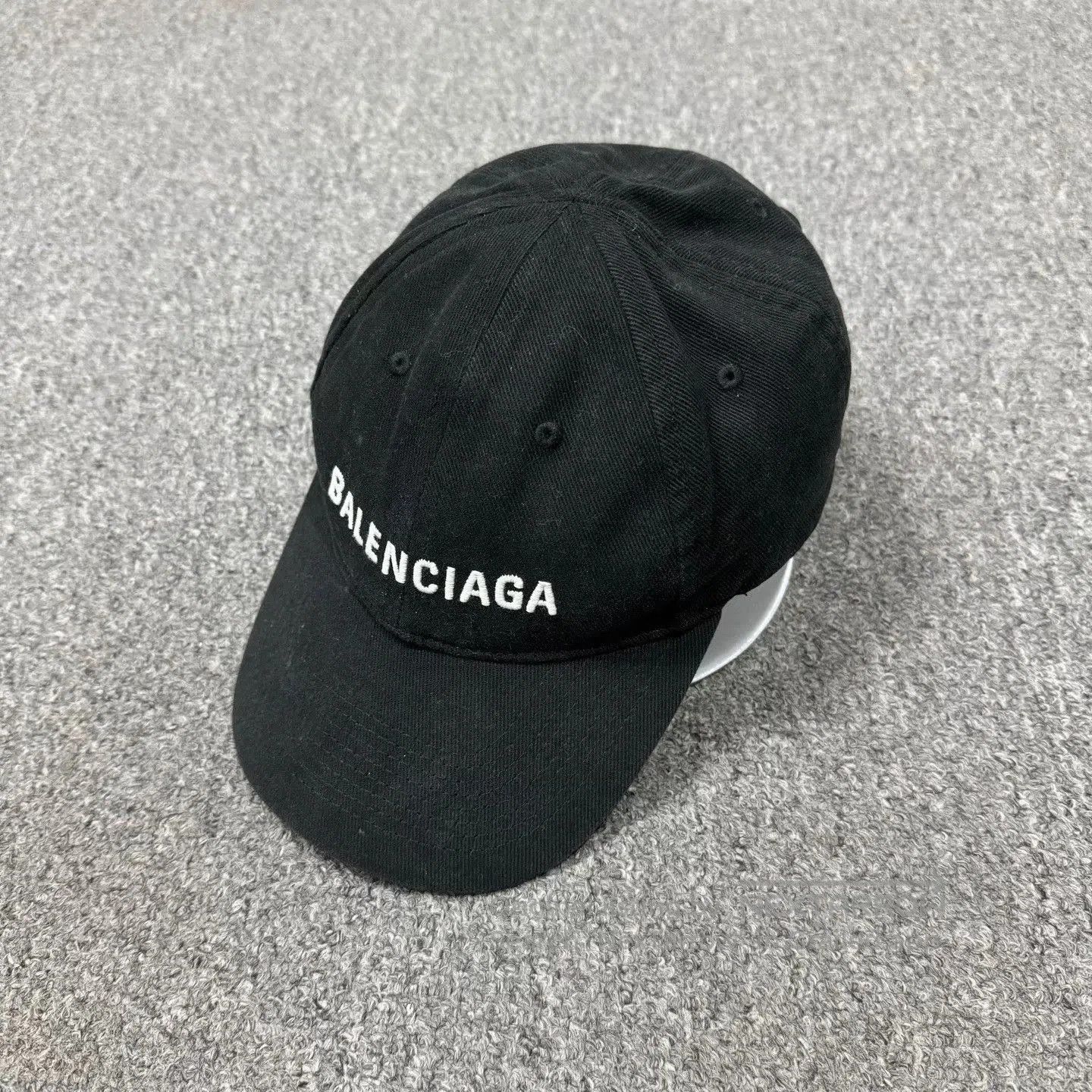 Balenciaga Black Embroidered Baseball Cap. Size ONE SIZE - 2 Thumbnail