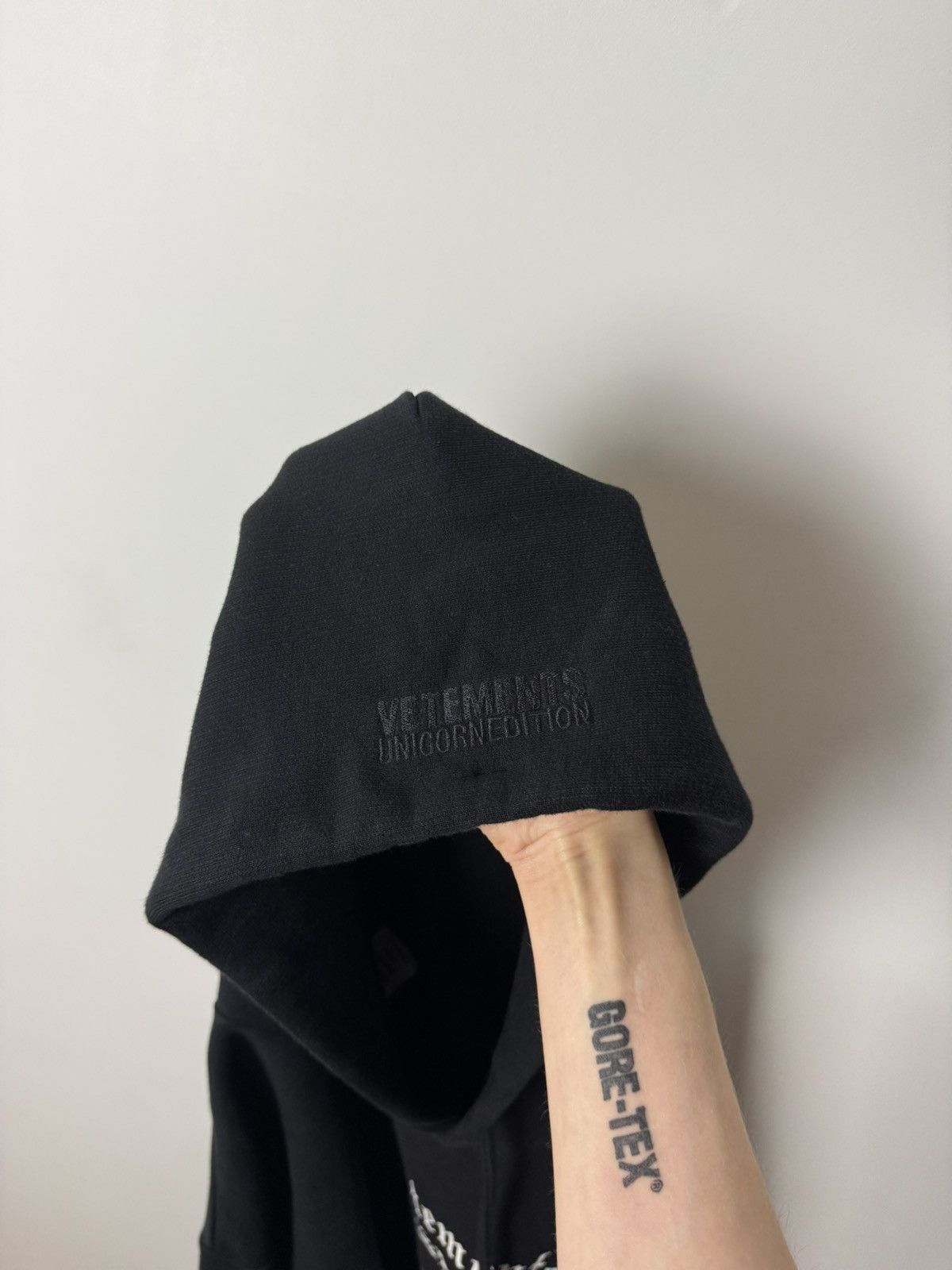 Vetements Vetements Unicorn hoodie black FW18 Avantgarde luxury Size US M / EU 48-50 / 2 - 9 Thumbnail