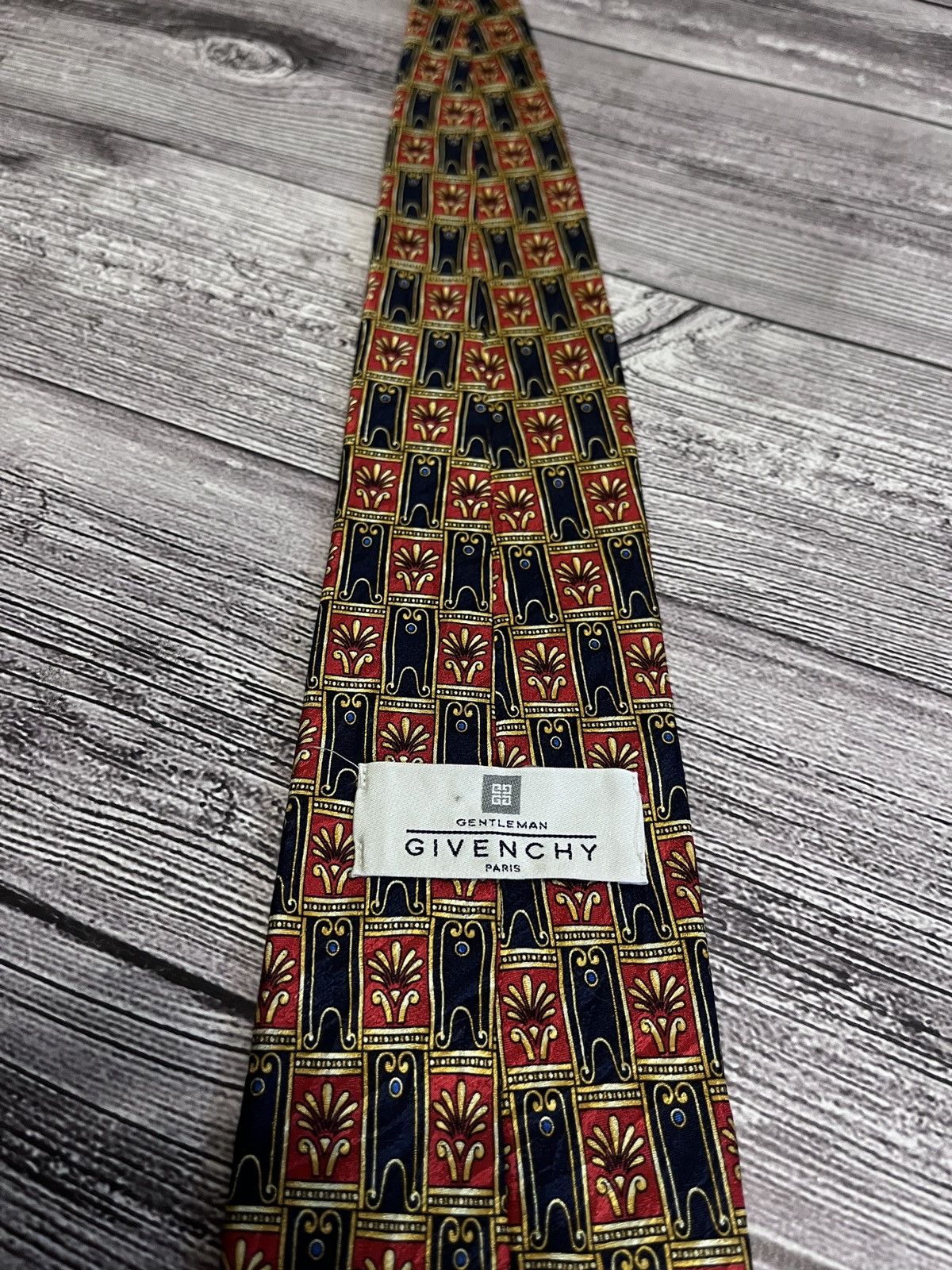 Givenchy Givenchy Silk Tie – Red & Navy Geometric Pattern Size ONE SIZE - 4 Thumbnail