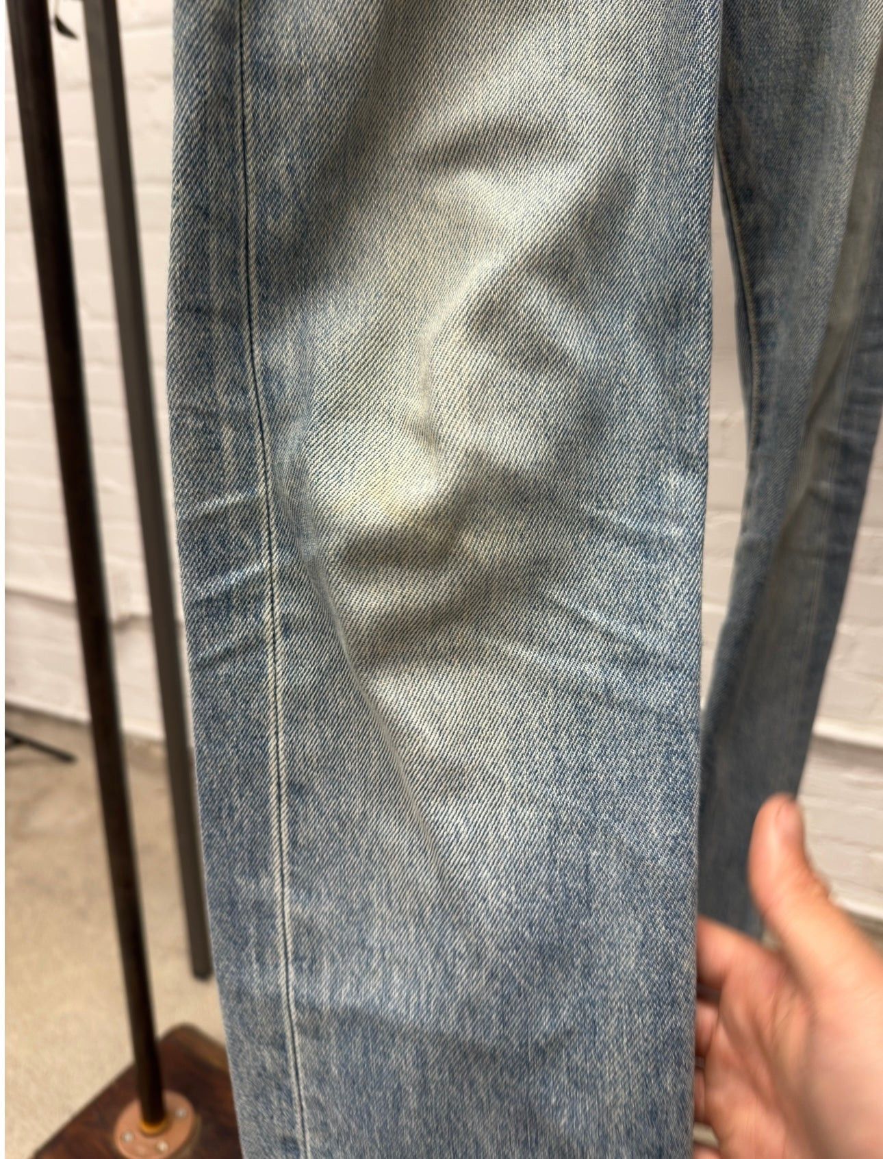 Saint Laurent Paris 2020 Saint Laurent ‘D18’ Dirt Washed Blue Denim Size US 27 - 2 Thumbnail