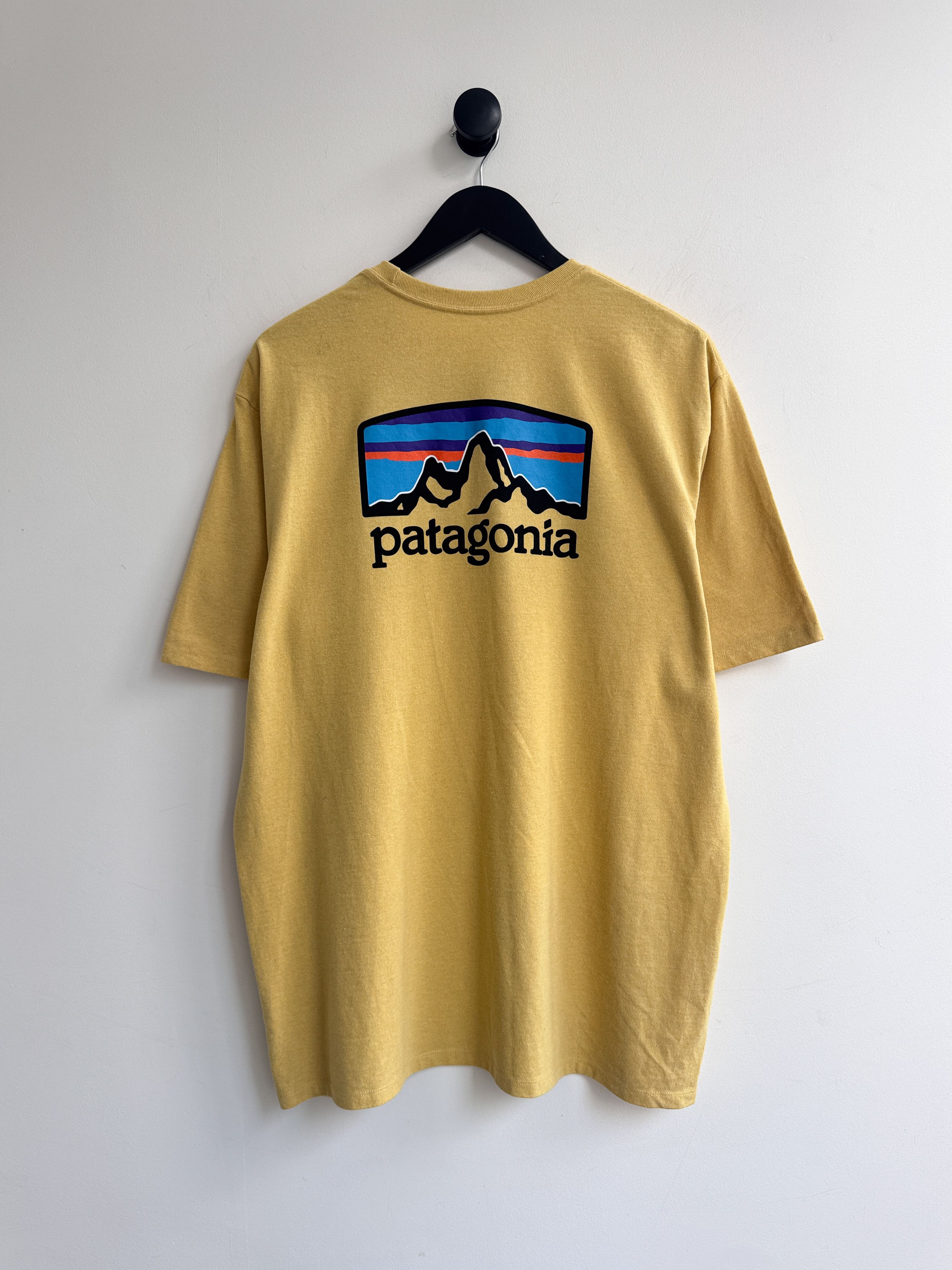 Patagonia Patagonia Logo T-Shirt Size US L / EU 52-54 / 3 - 1 Thumbnail