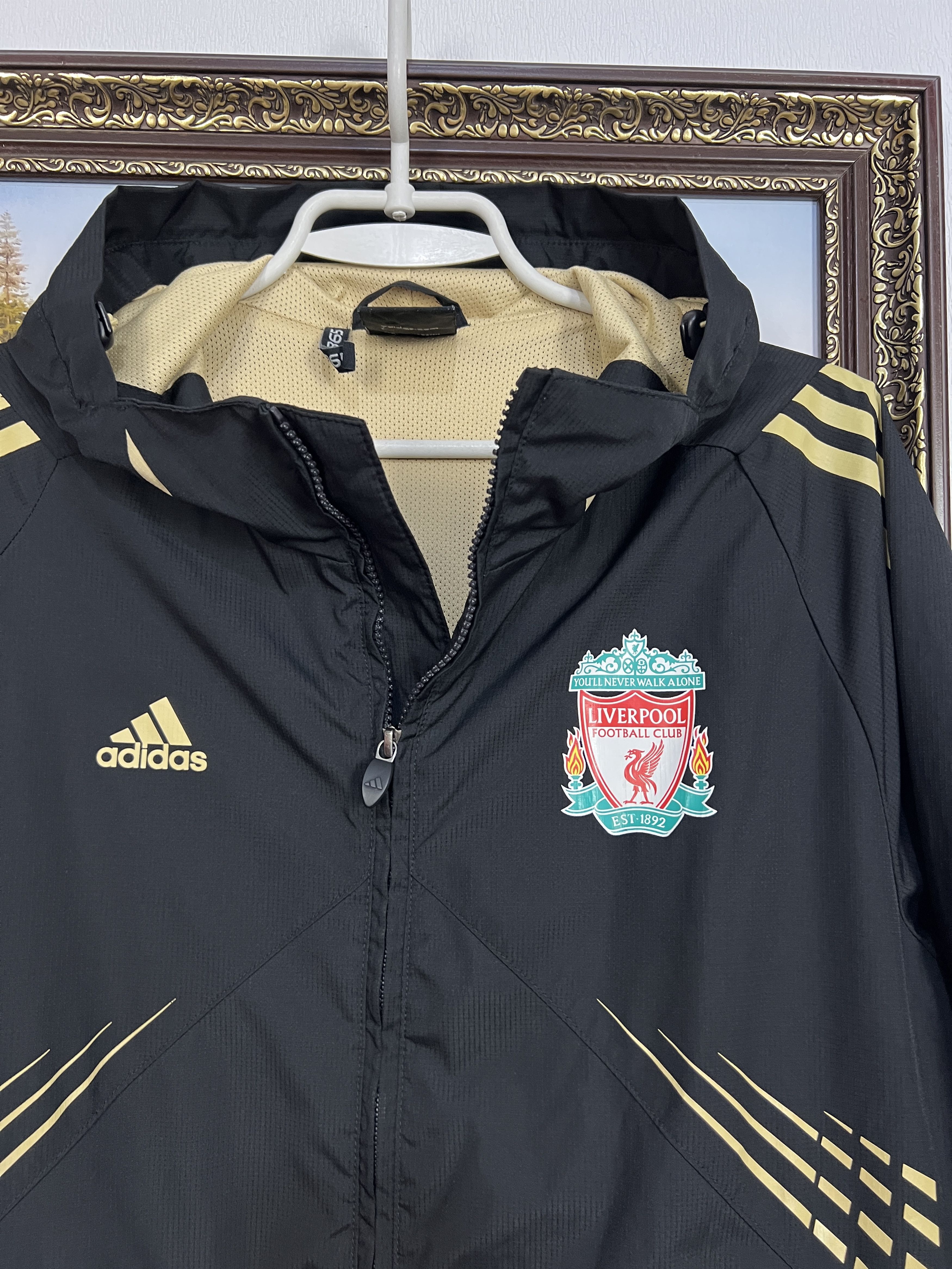 Adidas Vintage Adidas Liverpool Football Hooded Jacket Soccer Size US M / EU 48-50 / 2 - 3 Thumbnail