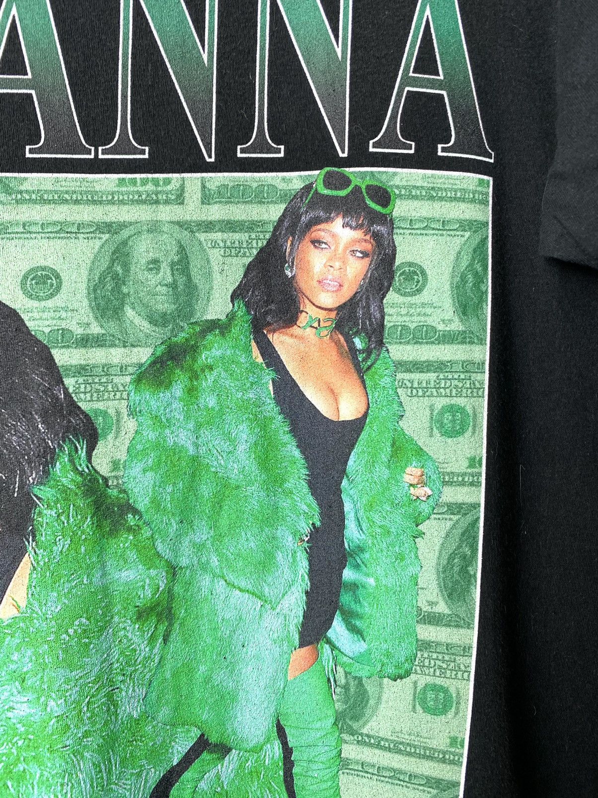 Band Tees Vintage Rihanna Band T Shirt Size US M / EU 48-50 / 2 - 4 Thumbnail