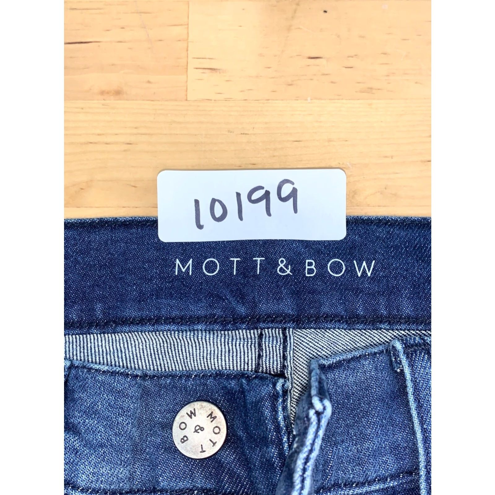 Mott & Bow Mott & Bow Jeans Womens Boyfriend 25x28 Blue Stretch Casual Comfort Pockets Bow 10199 Size 42" / US 20 - 2 Thumbnail