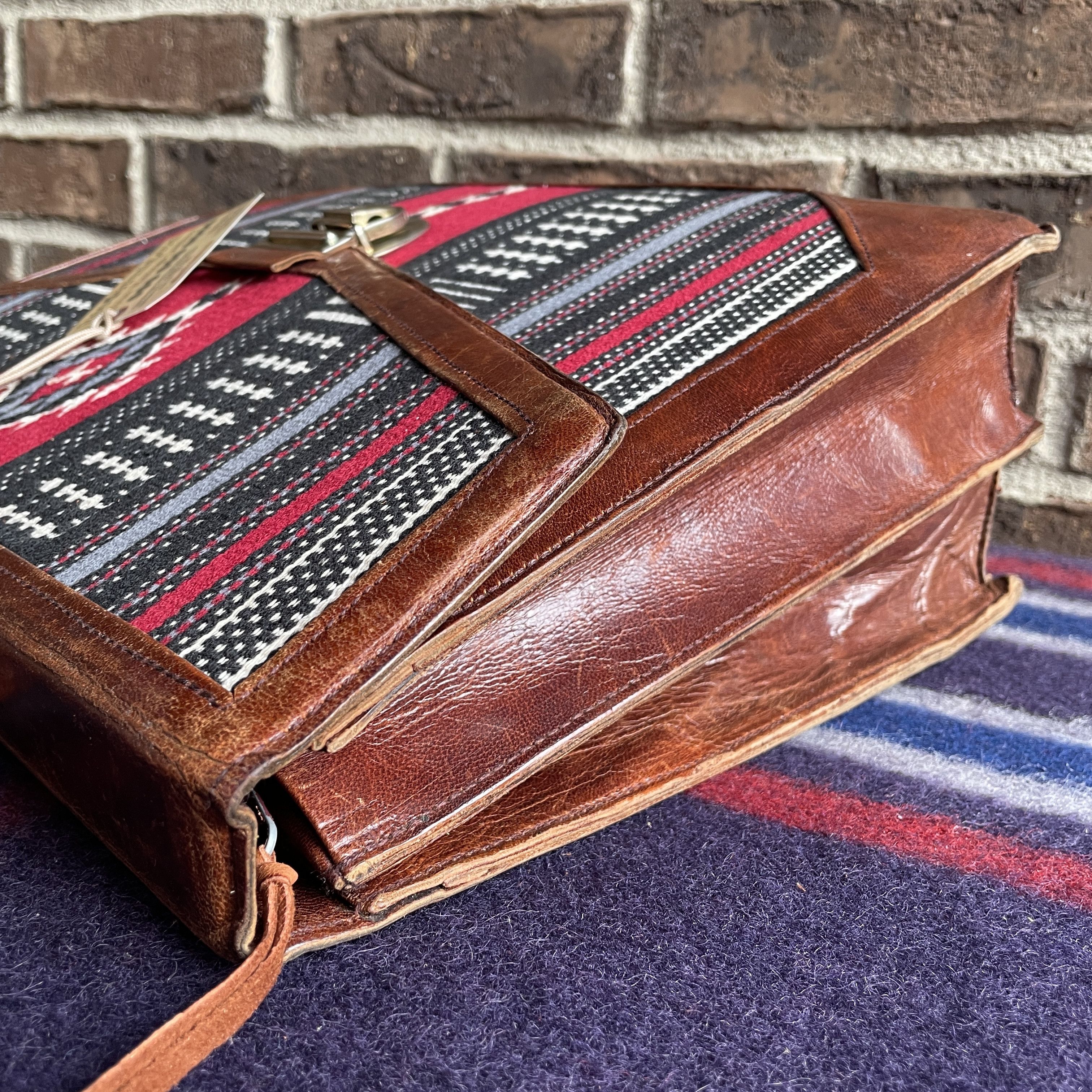 Other VTG SOUTHWESTERN TAPESTRY LEATHER BRIEFCASE R$1498 Size ONE SIZE - 18 Thumbnail