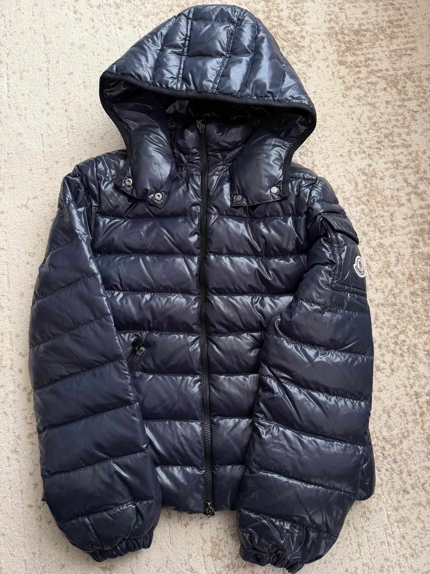 Moncler Moncler baby navy blue puffer jacket size 14Y Size XS / US 0-2 / IT 36-38 - 2 Thumbnail
