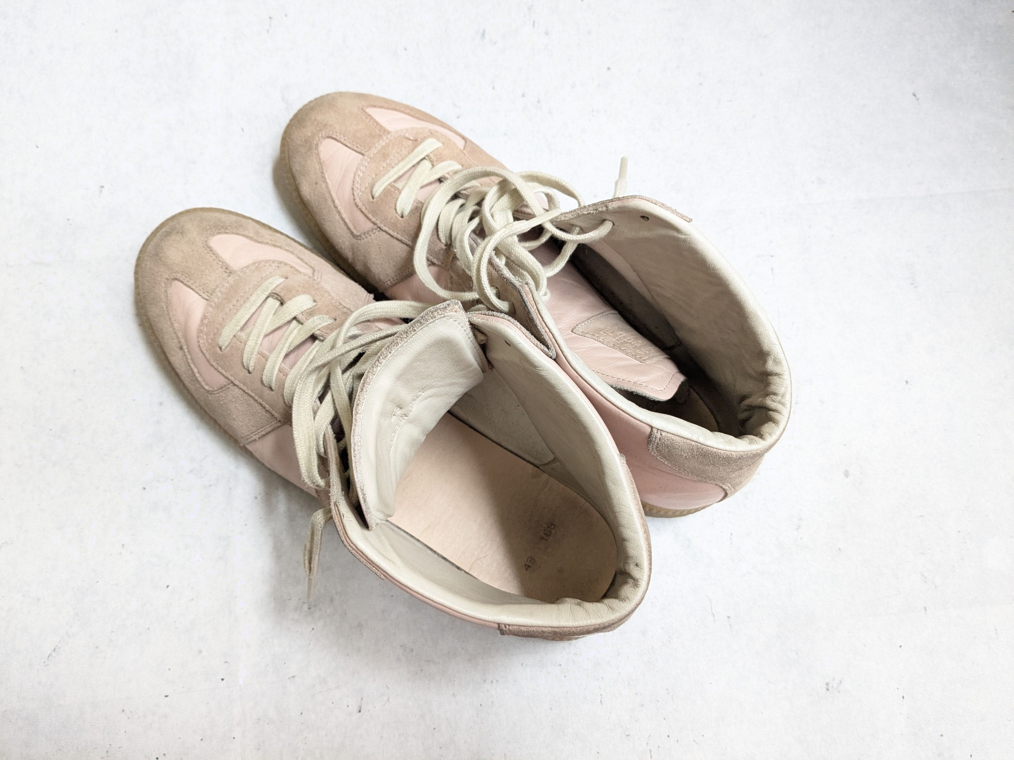 Maison Margiela Maison Margiela GAT Replica Pink High Tops 10 43 Gum Size US 10 / EU 43 - 16 Thumbnail
