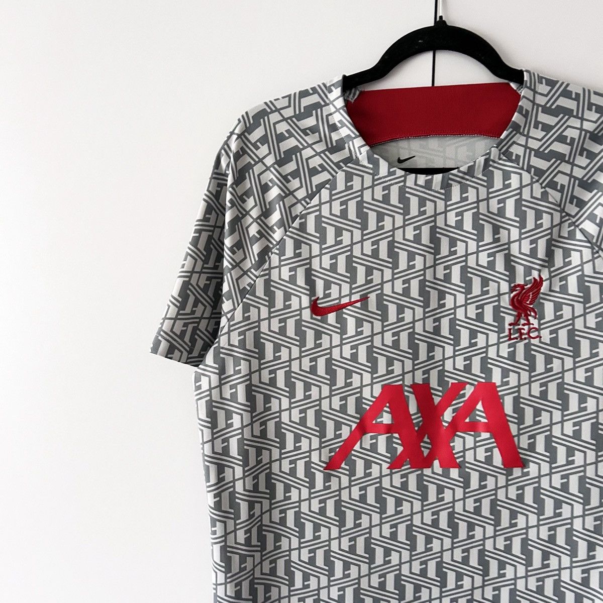 Nike Jersey Liverpool 2022 2023 nike soccer football Size US L / EU 52-54 / 3 - 2 Thumbnail