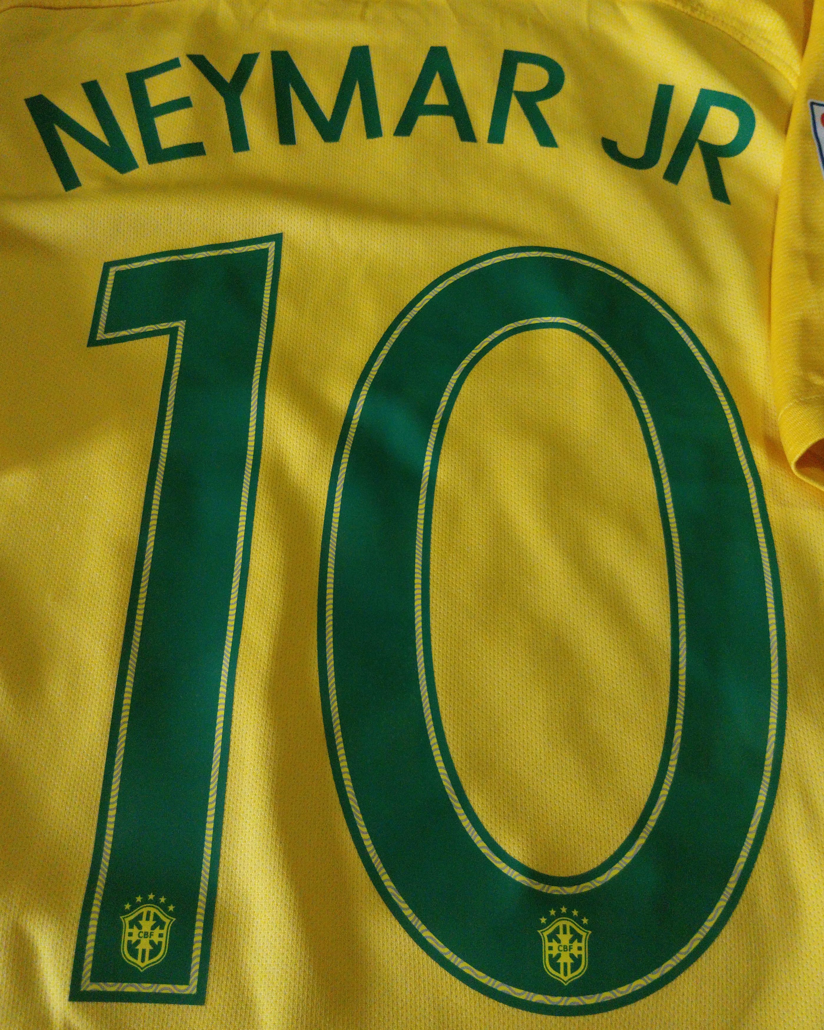 Nike Brazil home 2016 neymar jr jersey football Size US S / EU 44-46 / 1 - 11 Thumbnail