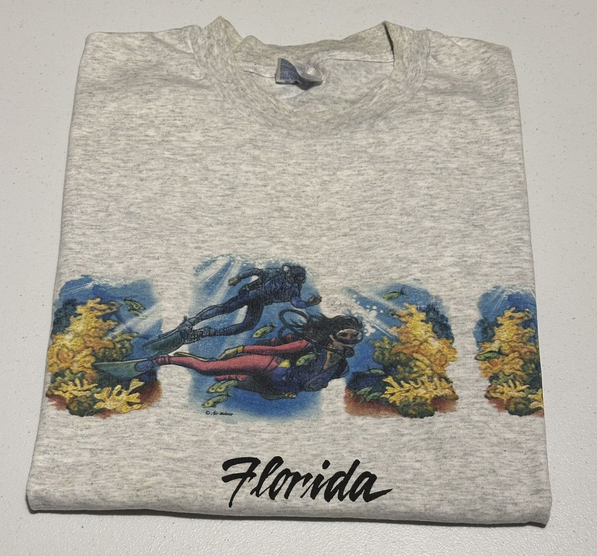 Vintage Vintage 90s Florida scuba diving gray T-shirt Size US XL / EU 56 / 4 - 1 Thumbnail