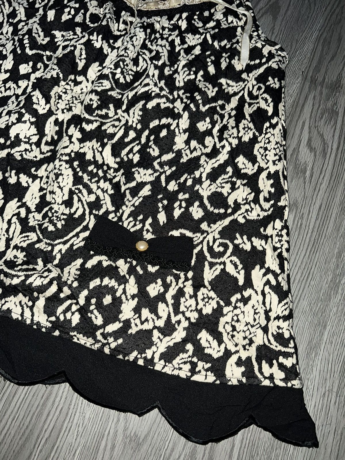 LIZ LISA Axes Femme floral coquette cami 🖤🥀 Size M / US 6-8 / IT 42-44 - 6 Thumbnail