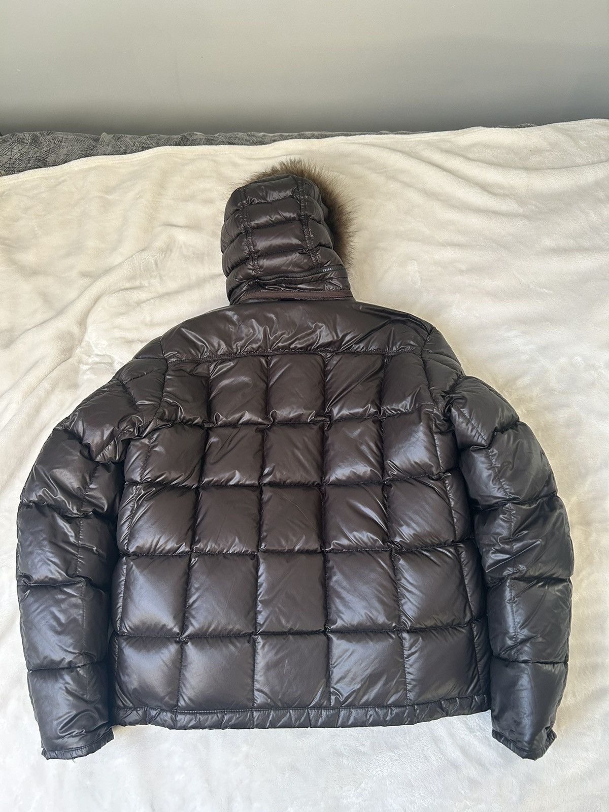 Moncler moncler fur jacket Size US XL / EU 56 / 4 - 2 Thumbnail
