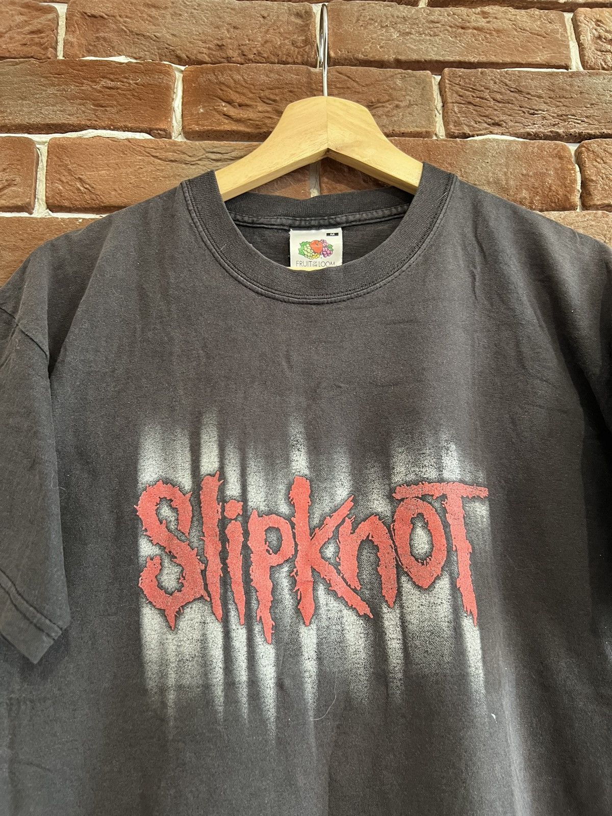 Band Tees Rare Vintage 00s Slipknot logo Numetal Band Tee Y2K M Size US M / EU 48-50 / 2 - 3 Thumbnail