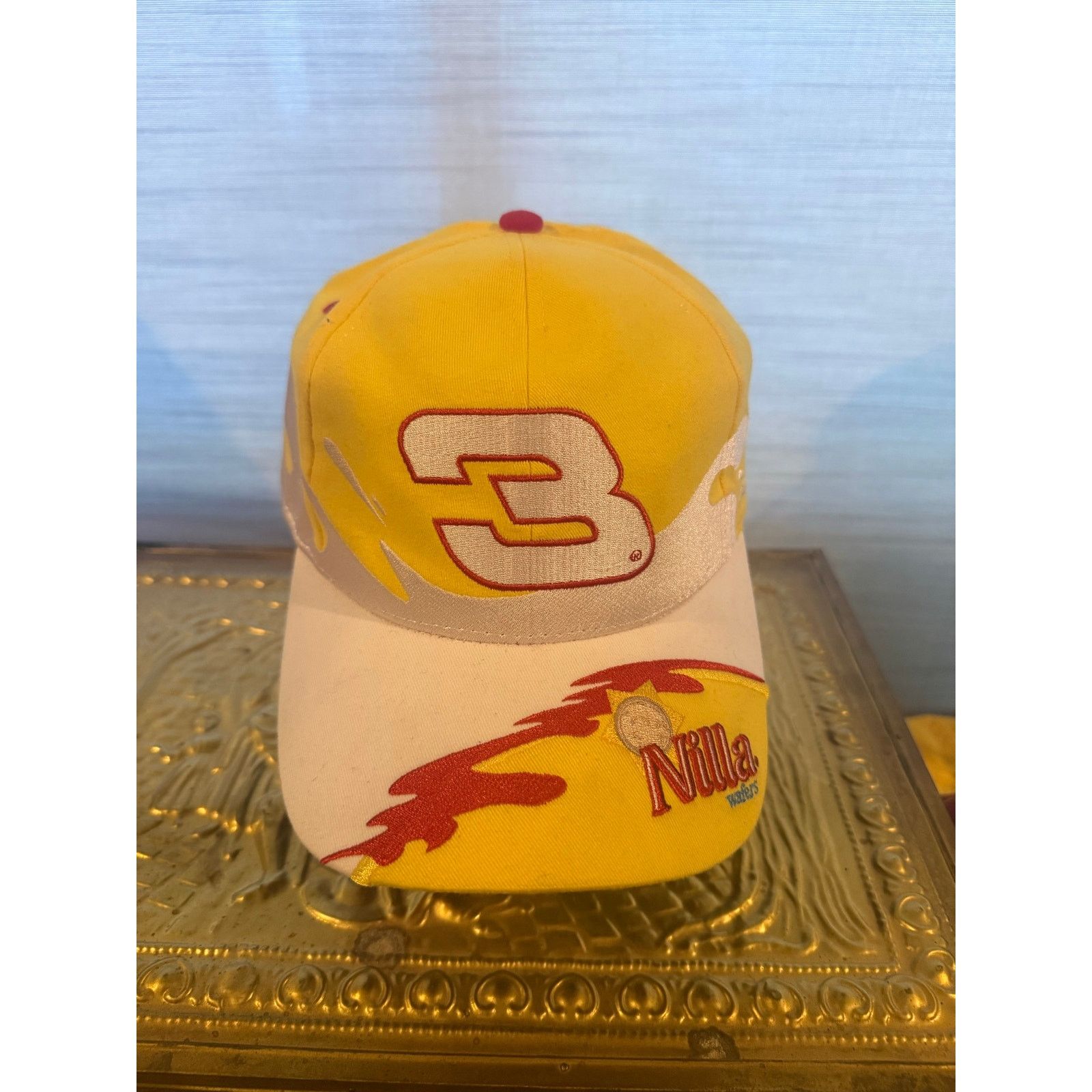Chase Authentics Dale Earnhardt Jr. 3 Nilla Wafers New Without Tags Size ONE SIZE - 1 Thumbnail