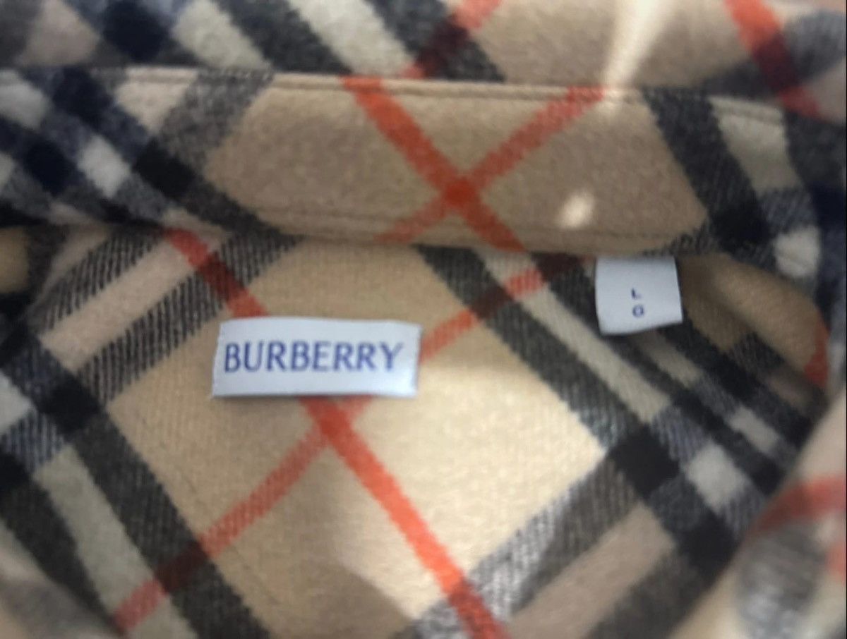 Burberry Burberry Check Wool Shirt. UK Size Large Size US M / EU 48-50 / 2 - 5 Thumbnail