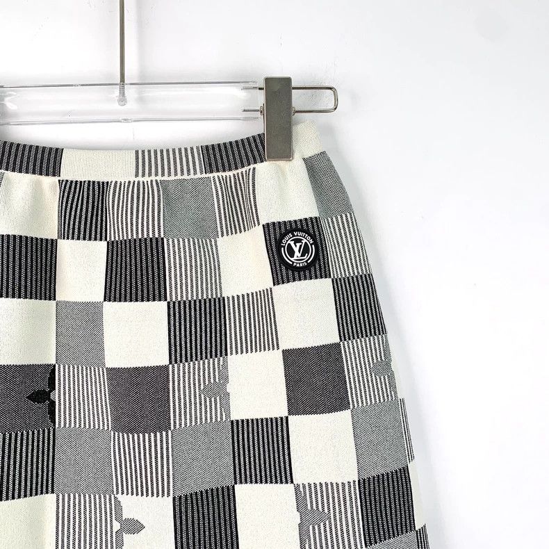 Louis Vuitton Louis Vuitton size xs 23 Colorblock Checkerboard Logo Casua Size 24" / US 00 / IT 34 - 3 Thumbnail