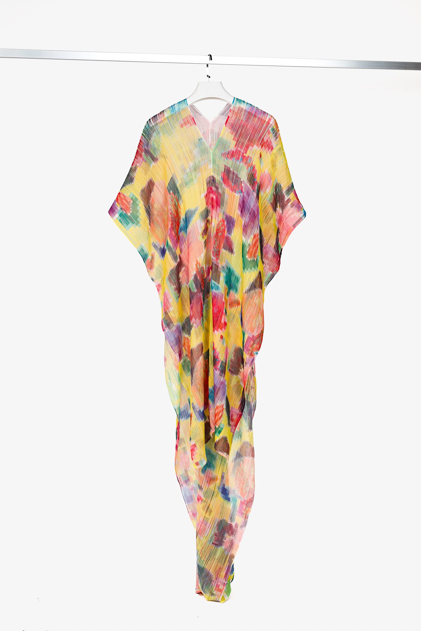Pleats Please Issey Miyake Pleats Please Issey Miyake Multicolour Pixel-Printed Shawl Size ONE SIZE - 2 Thumbnail