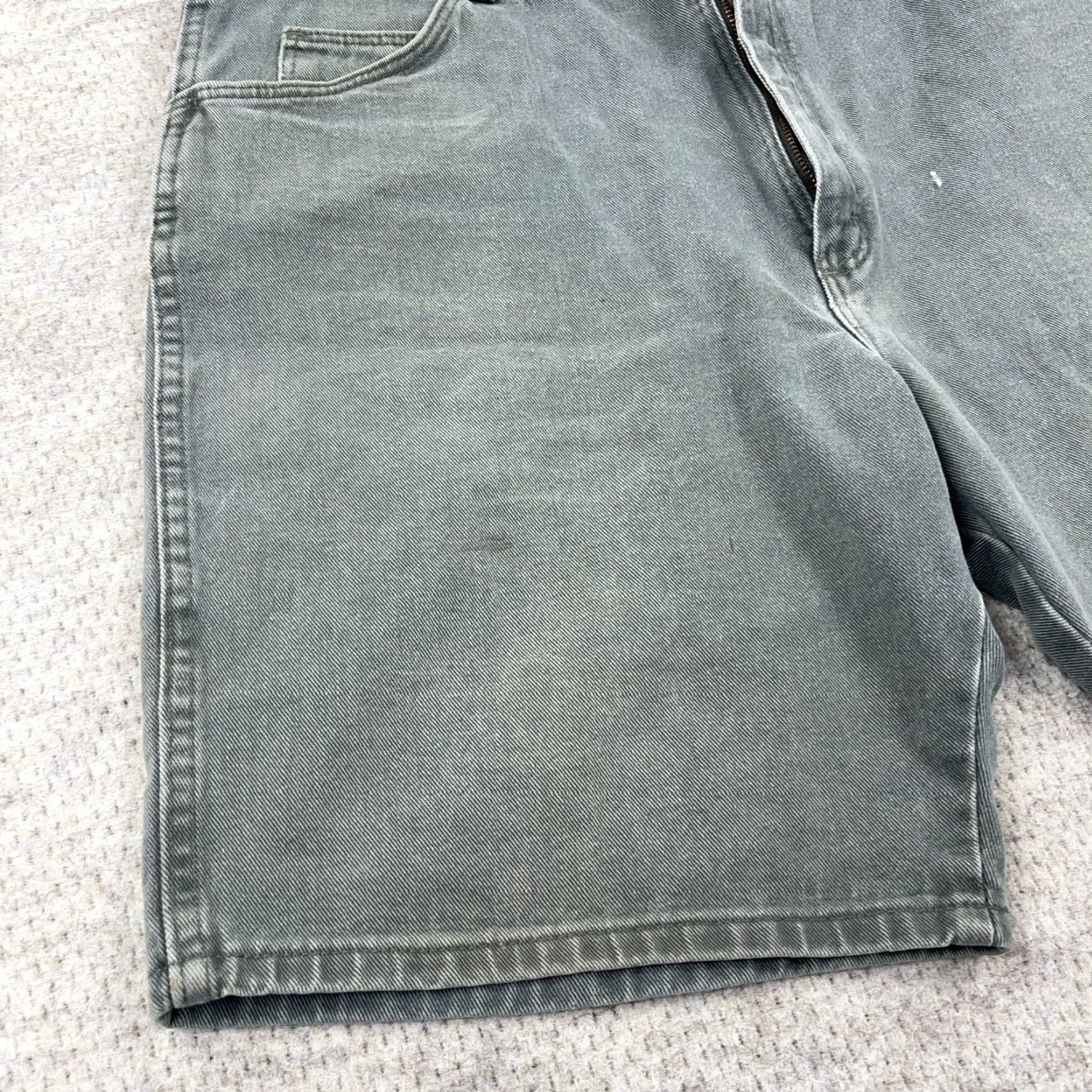 Wrangler VINTAGE Wrangler Shorts Men 38 Denim Green Baggy Jorts Distressed 90s Hip Hop Rockabilly Workwear Bermuda Casual Travel Size US 38 / EU 54 - 3 Thumbnail