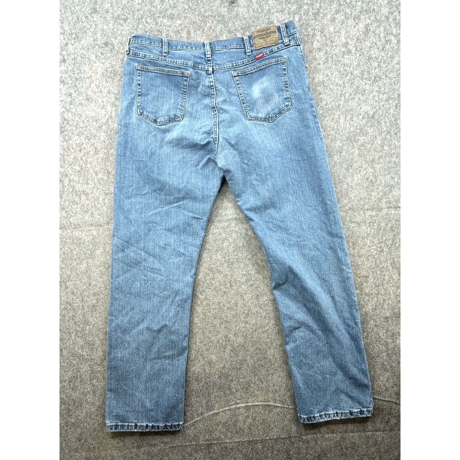 Wrangler Wrangler Jeans Men's Blue Denim 5-Pocket Regular Straight Size 40x32 Light Wash Denim Jeans Size US 40 / EU 56 - 5 Thumbnail