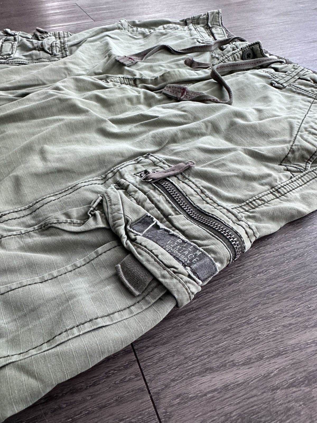 Handmade Custom Upcycled Cargo Pants and Tote Bag Set Size US 32 / EU 48 - 3 Thumbnail