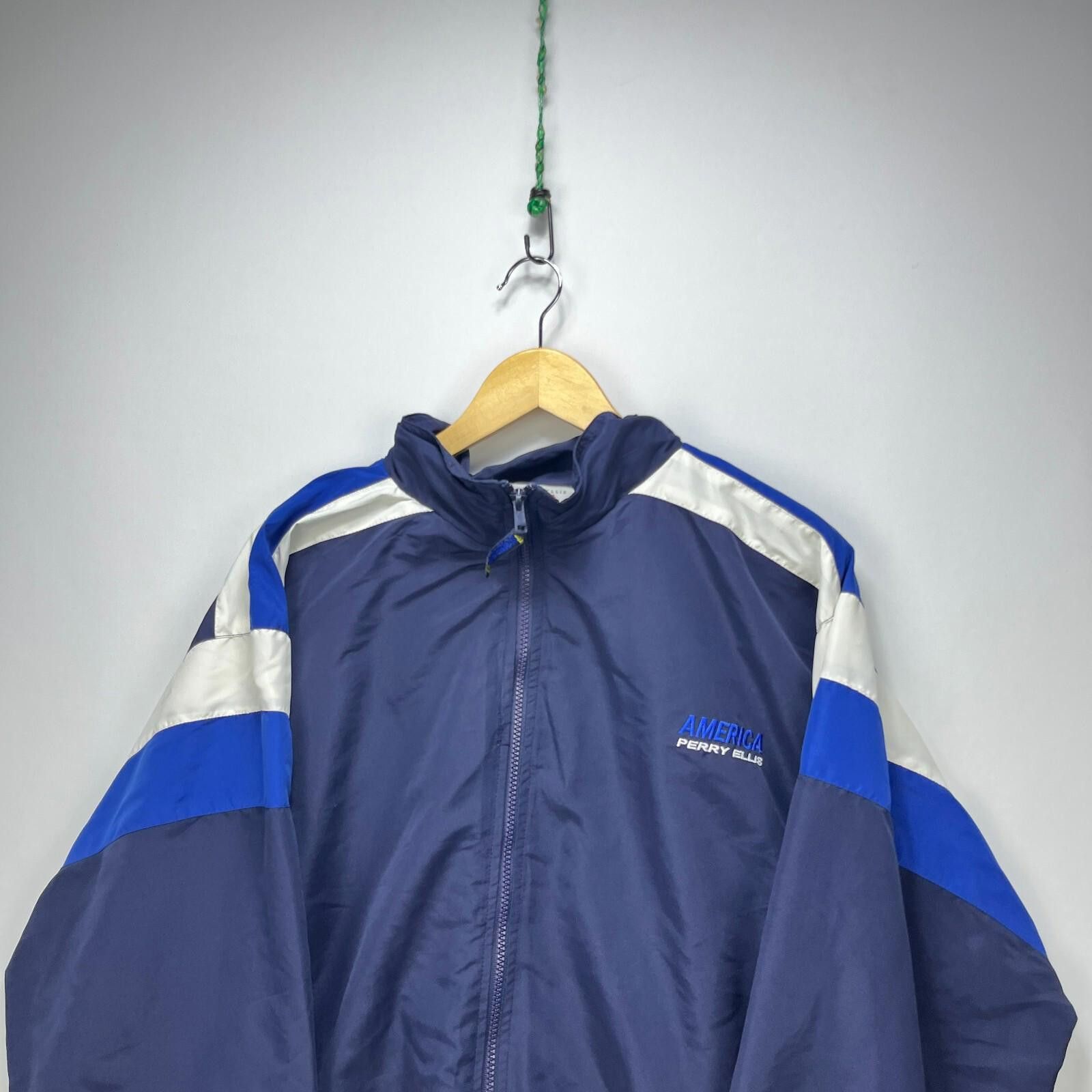 Perry Ellis Vintage 90s Perry Ellis Windbreaker Jacket Large Size US L / EU 52-54 / 3 - 2 Thumbnail