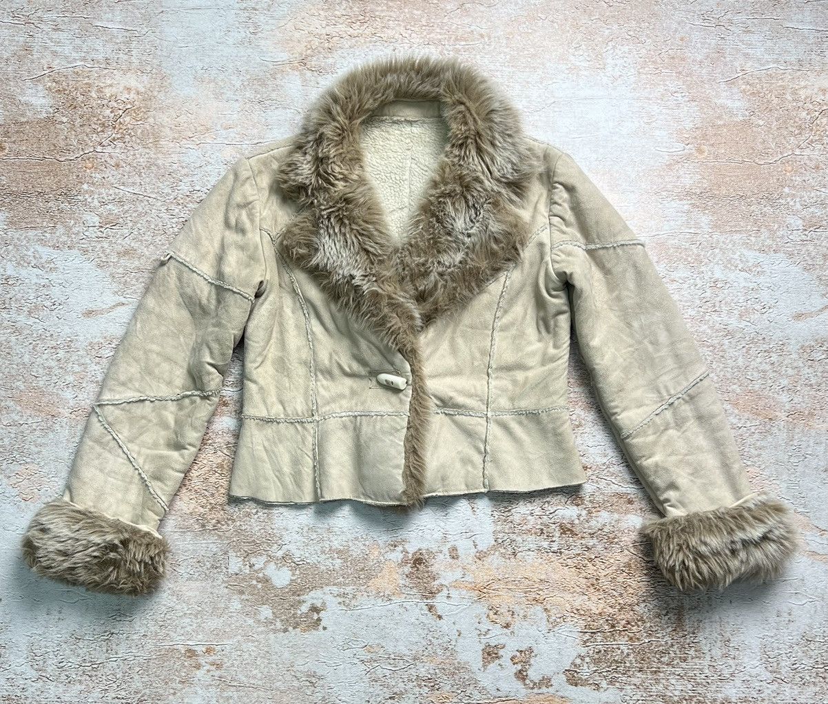 Vintage Vintage Japanese fur jacket Size S / US 4 / IT 40 - 1 Thumbnail