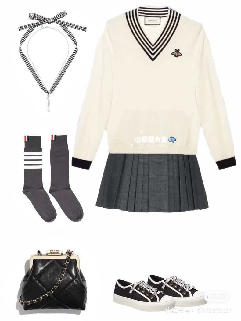 Gucci Gucci College-style little bee knitted sweater 2502-Nextarr Size US S / EU 44-46 / 1 - 3 Thumbnail
