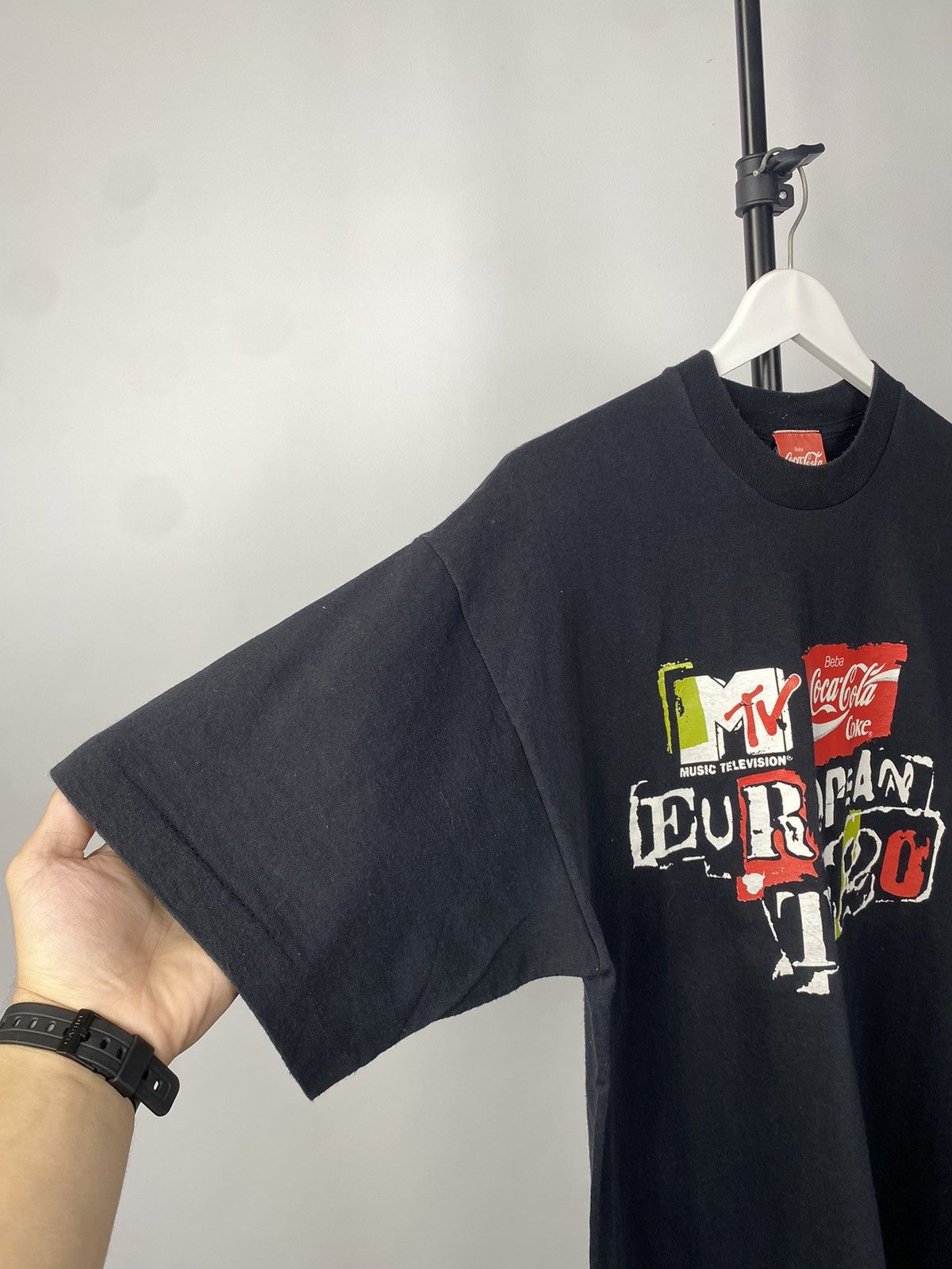 Band Tees × Japanese Brand × Vintage Vintage Coca-Cola T-shirt 90s AmericanWear Y2K Casual Style Size US L / EU 52-54 / 3 - 4 Thumbnail