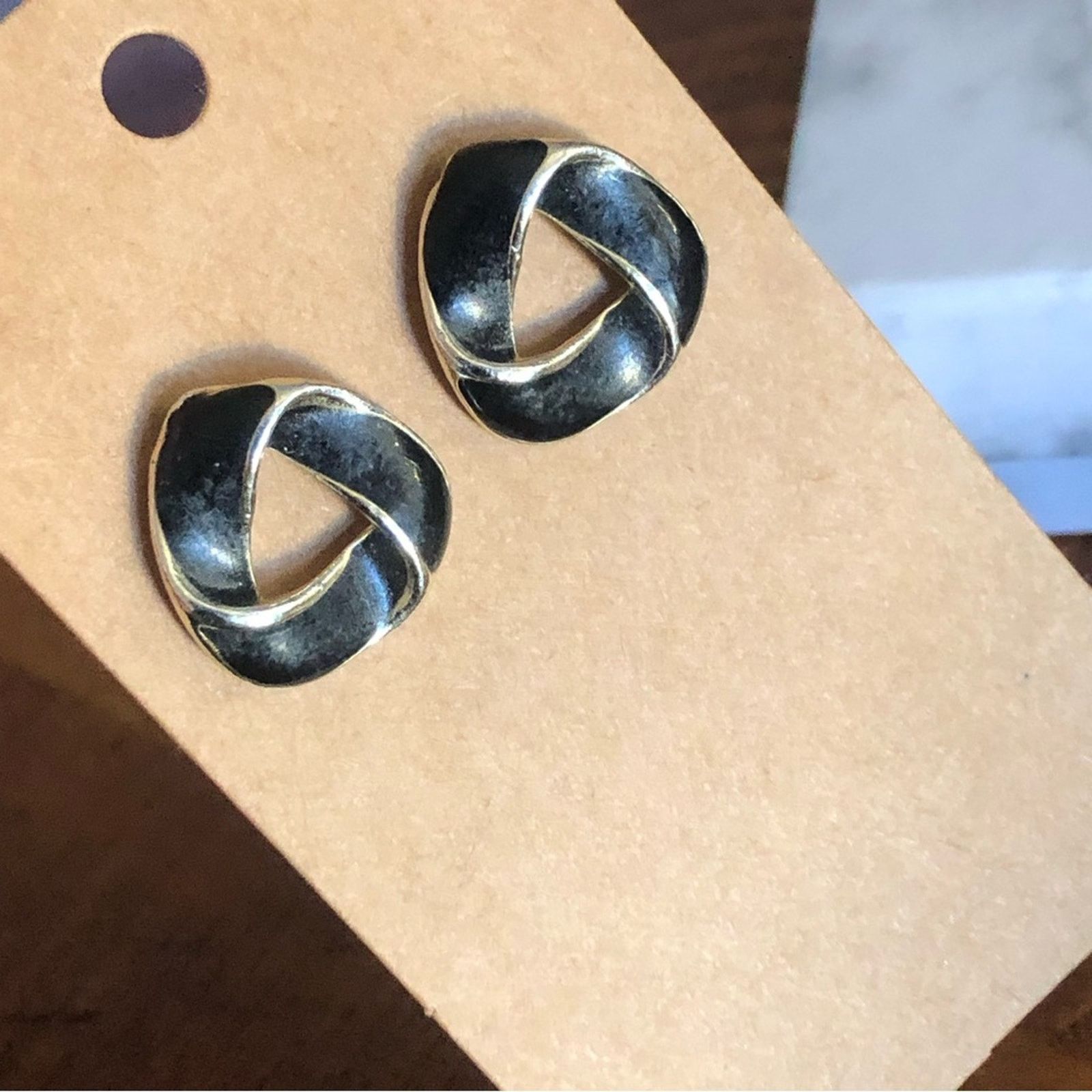 Vintage Vintage 70s black enamel triangle shape pierced earrings Size ONE SIZE - 8 Thumbnail