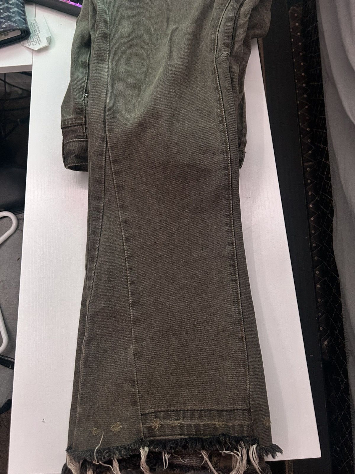 MNML MNML Distressed Flared Jeans Size US 36 / EU 52 - 1 Thumbnail