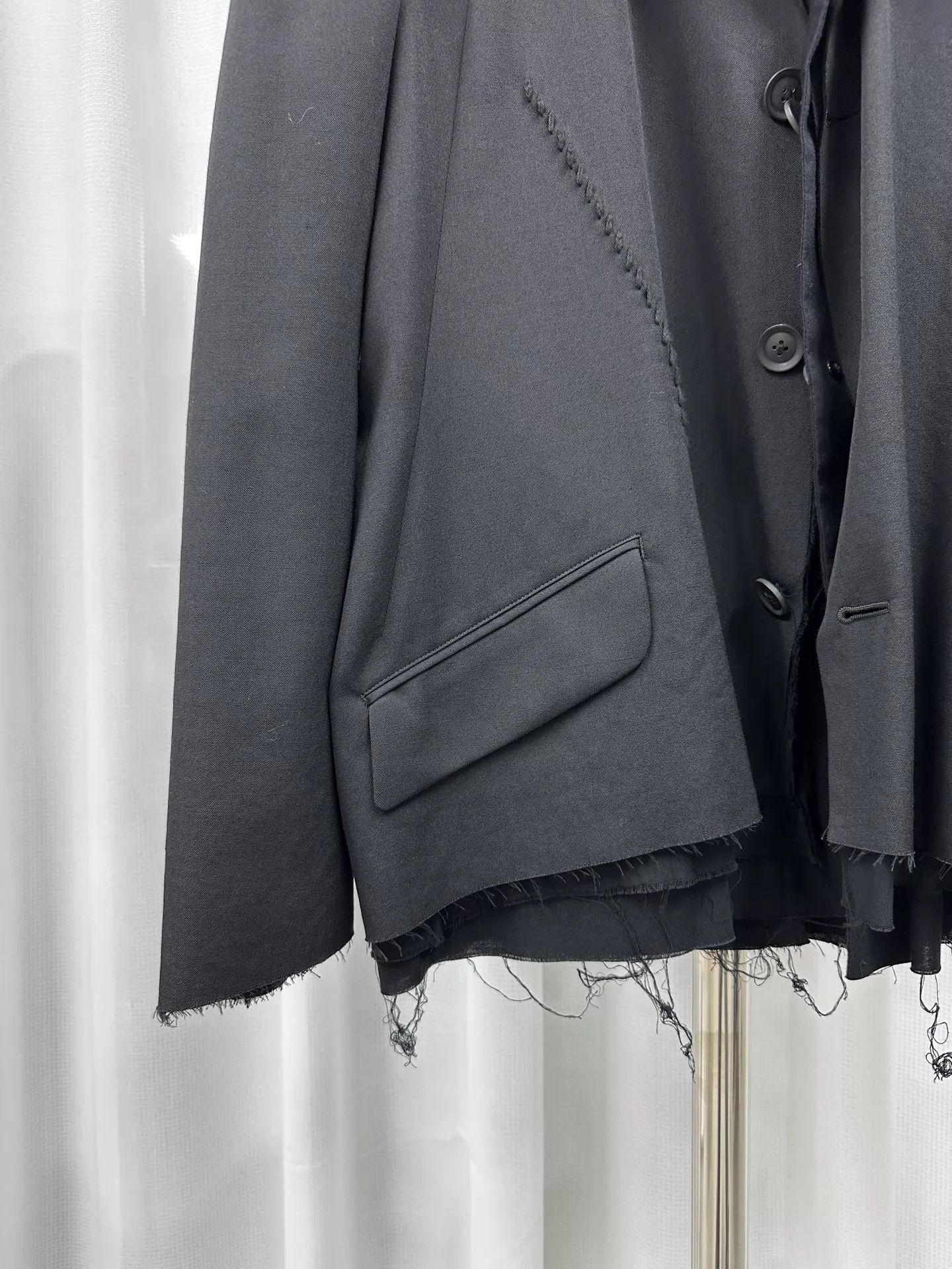 Yohji Yamamoto YohjiYamamoto15AWReversibleTripleCutRawEdgeSuit3 Size US L / EU 52-54 / 3 - 3 Thumbnail