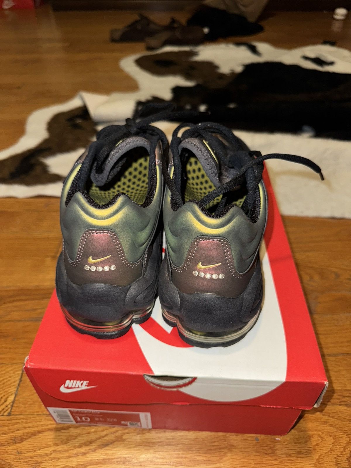 Nike Nike Tuned Max Size US 10 / EU 43 - 5 Thumbnail