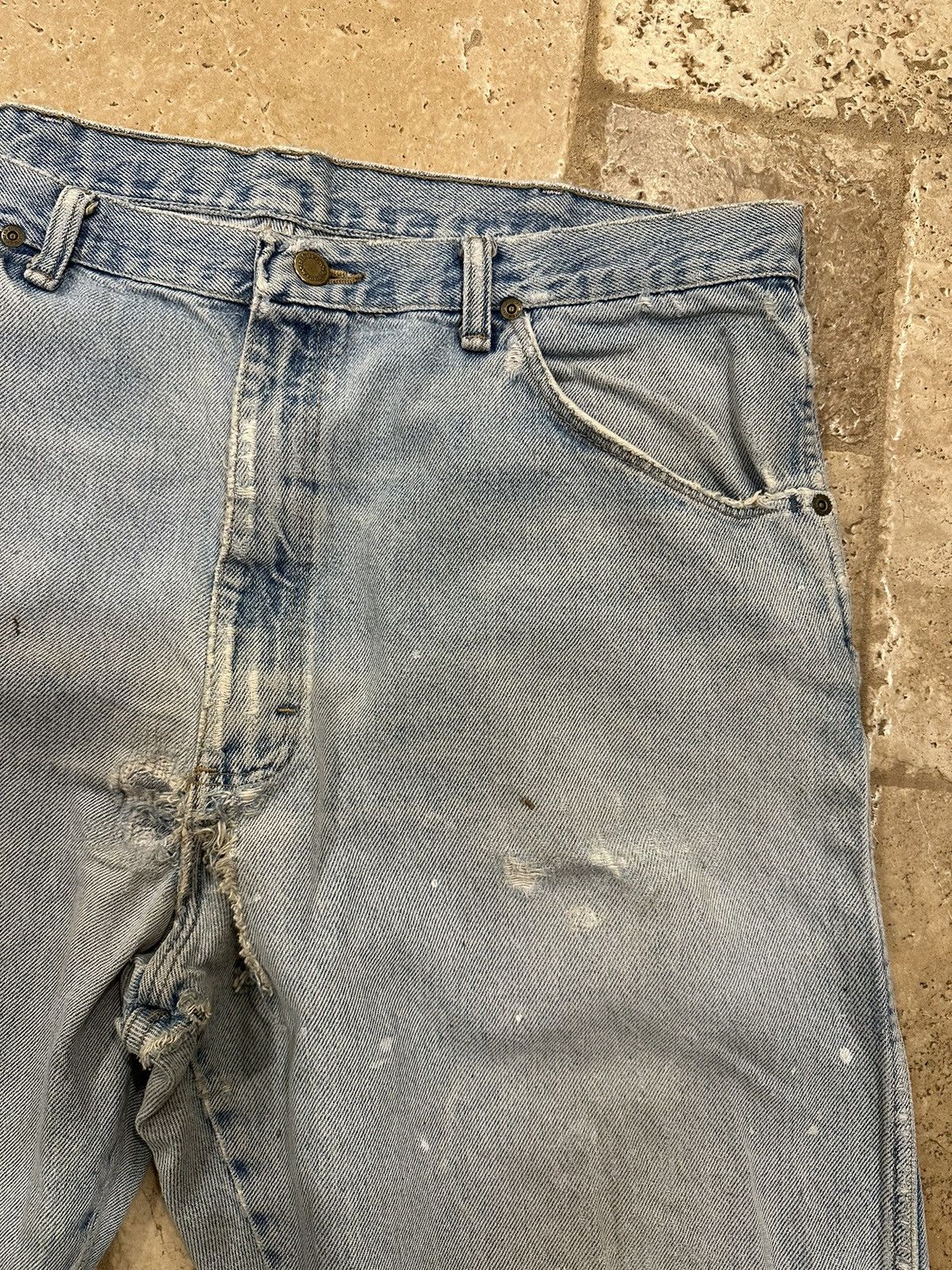 Vintage × Wrangler Vintage Wrangler Painter Distressed Thrashed Blue Denim Jean Size US 38 / EU 54 - 7 Thumbnail
