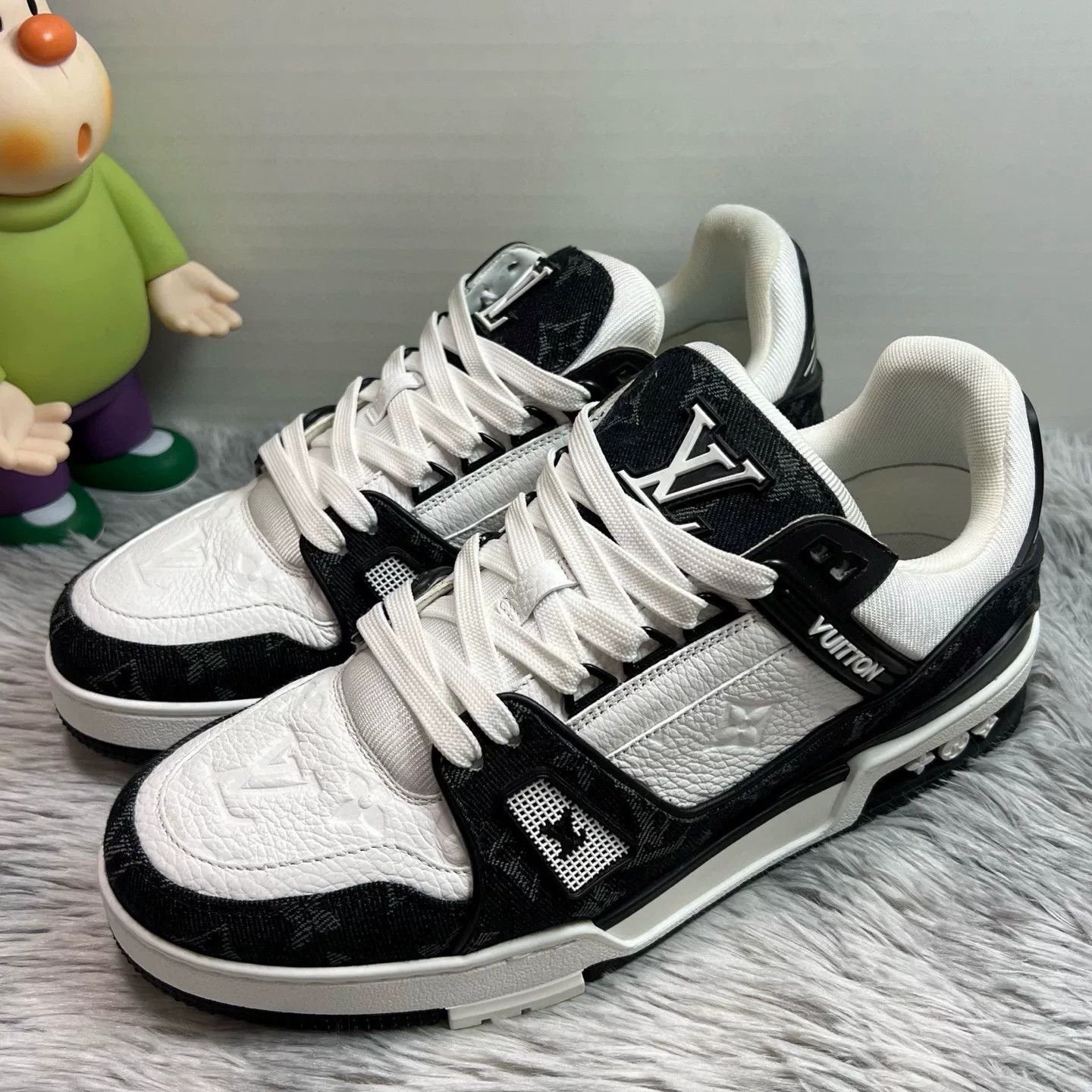 Louis Vuitton Louis Vuitton Training Denim Black Lowtop Sneakers 41 Men Size US 8.5 / EU 41-42 - 1 Thumbnail