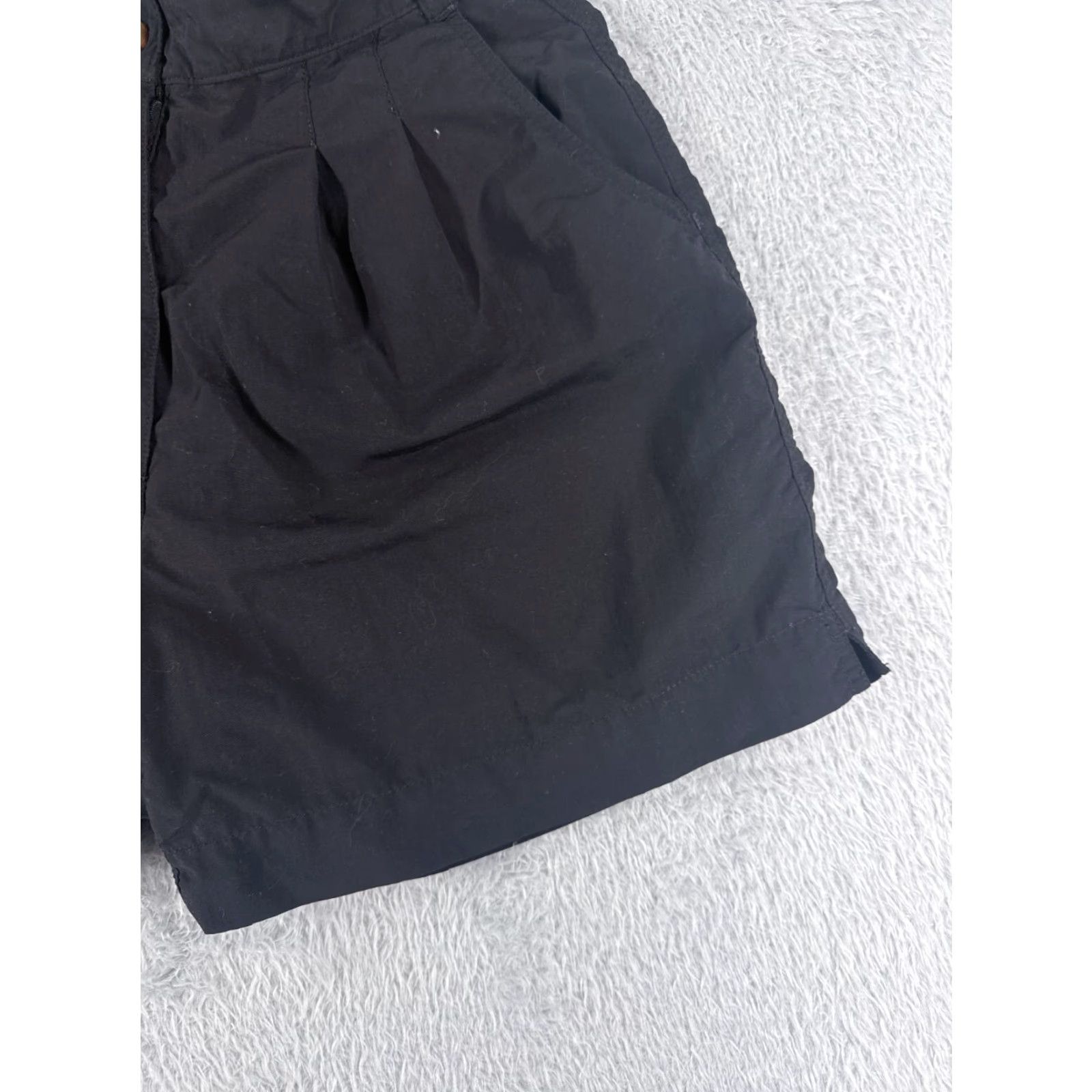 The North Face VINTAGE The North Face Women's Shorts 8 Black Cargo 100% Nylon Hiking Casual Travel Activewear Size 30" / US 8 / IT 44 - 2 Thumbnail